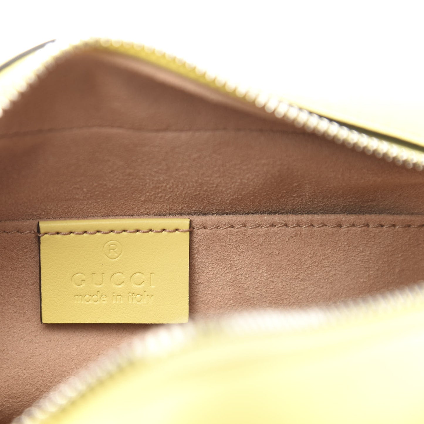 Calfskin Matelasse Small GG Marmont Chain Shoulder Bag Banana