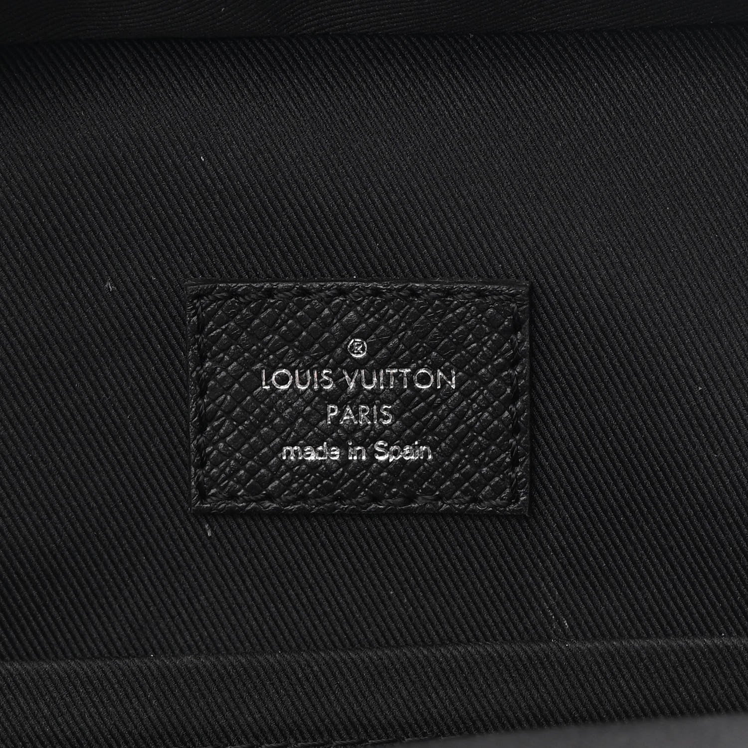 Louis Vuitton Taigarama Outdoor Slingbag Black 6 of 10