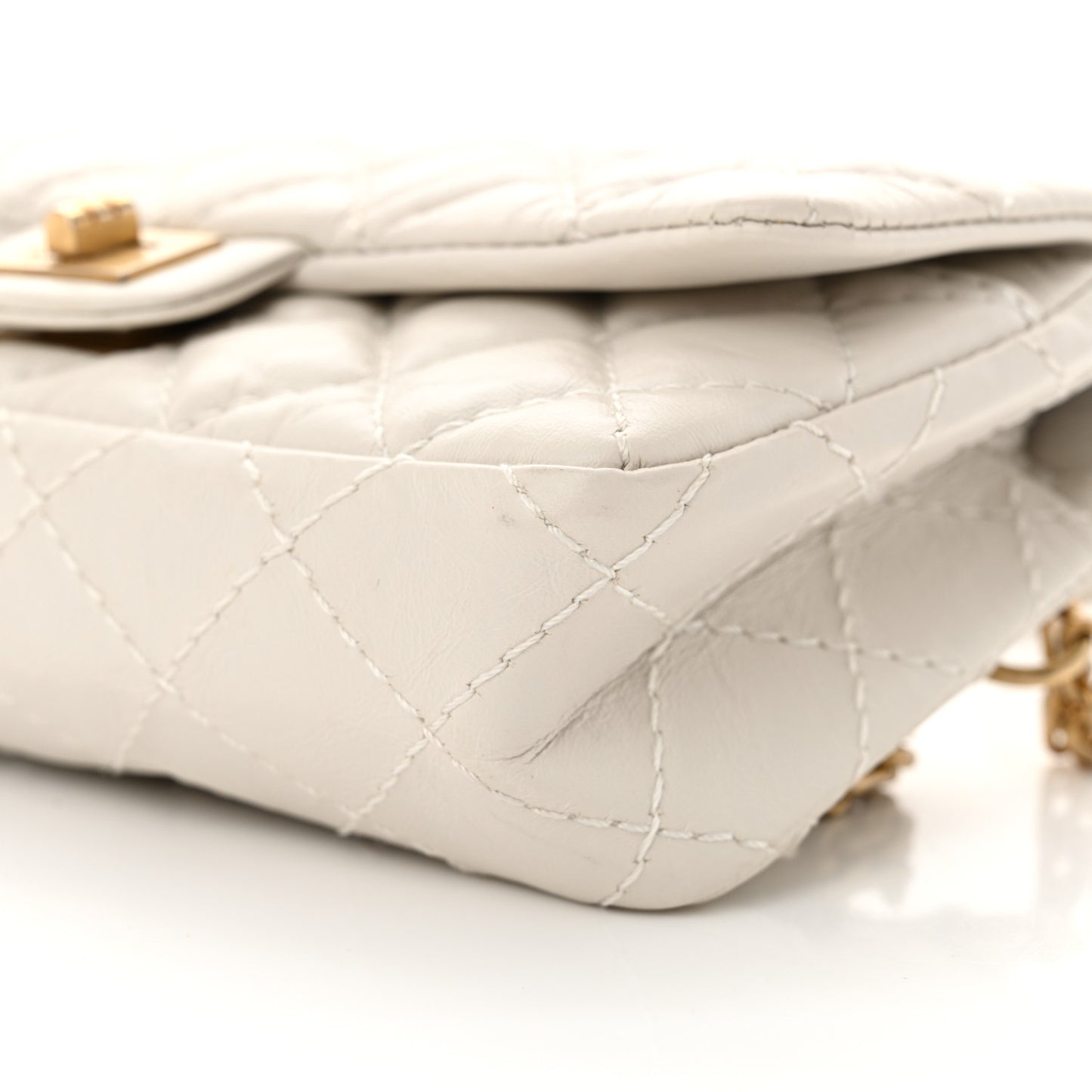 Aged Calfskin Quilted 2.55 Reissue Flap Belt Bag White
