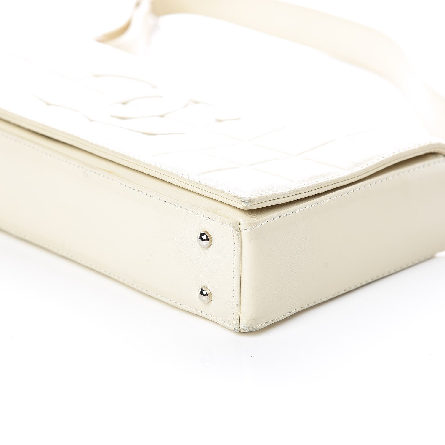 Chanel Lambskin Chocolate Bar Quilted CC Flap White 6 of 14