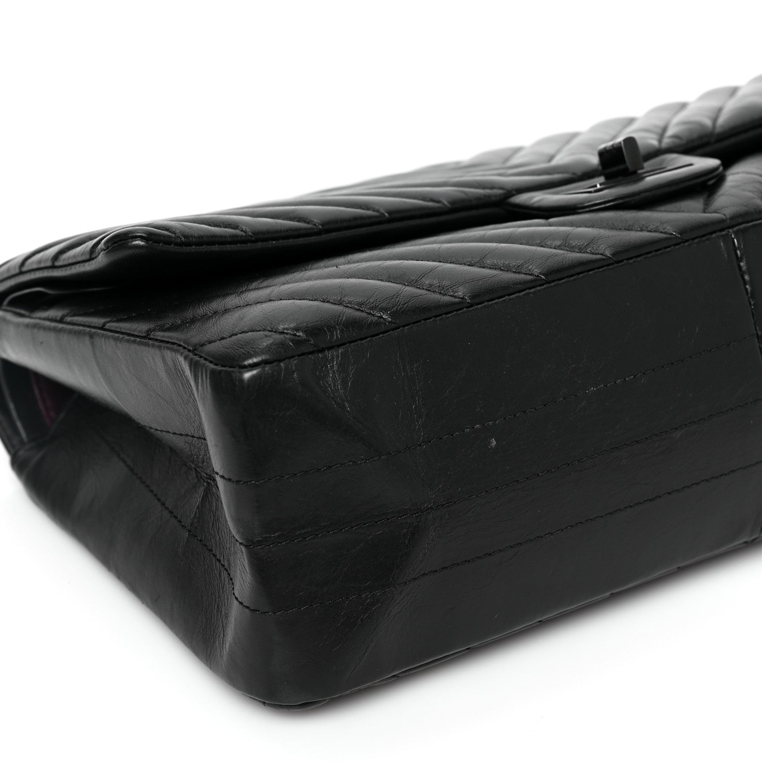 Chanel Aged Calfskin Chevron Quilted 2.55 Reissue 226 So Black 8 of 9