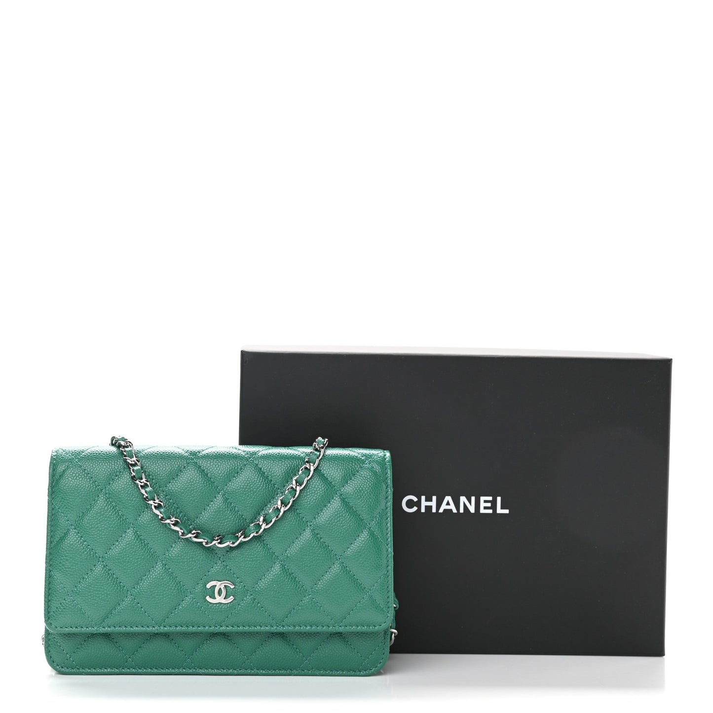 Caviar Quilted Wallet On Chain WOC Green