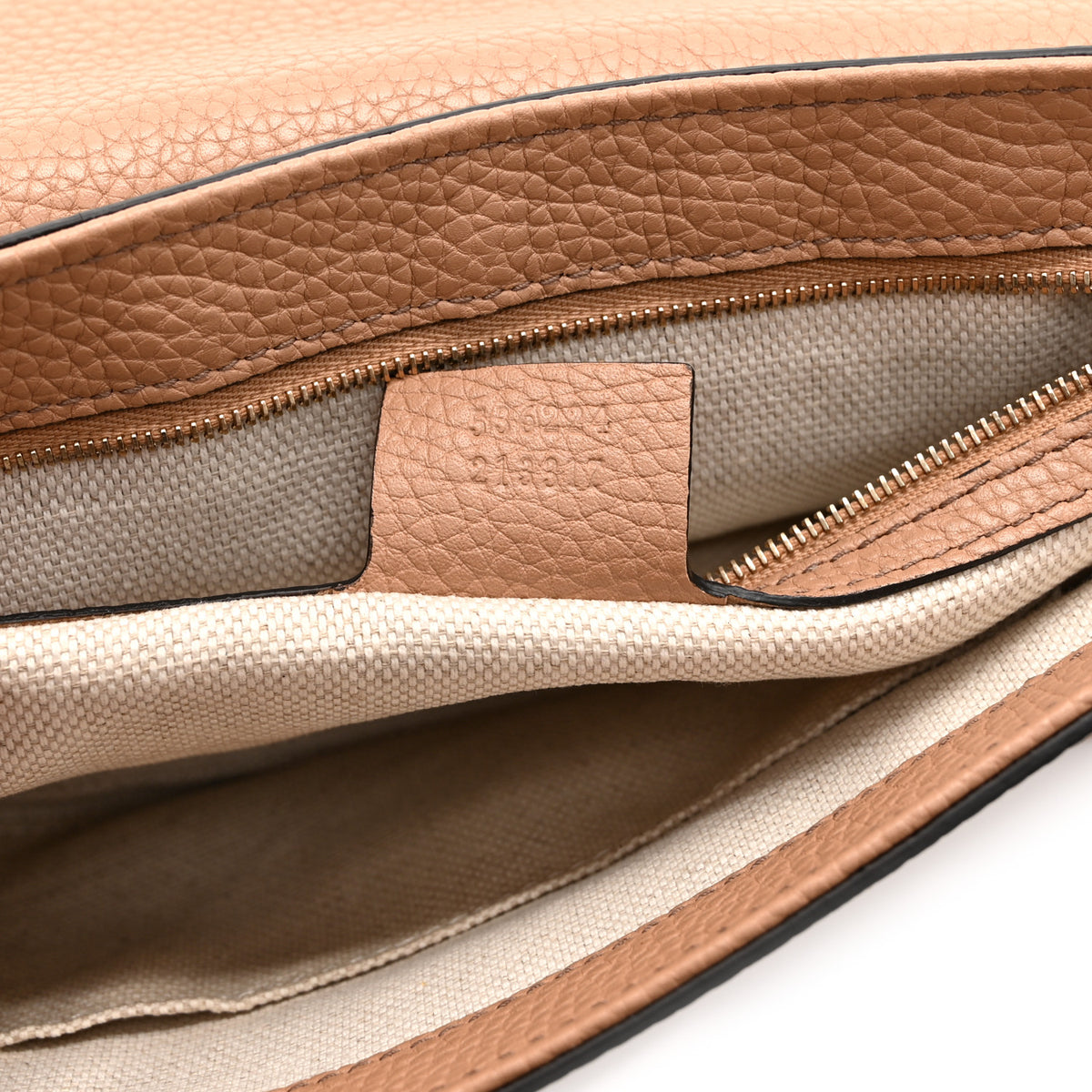 Gucci Pebbled Calfskin Medium Soho Flap Crossbody Camelia 7 of 11