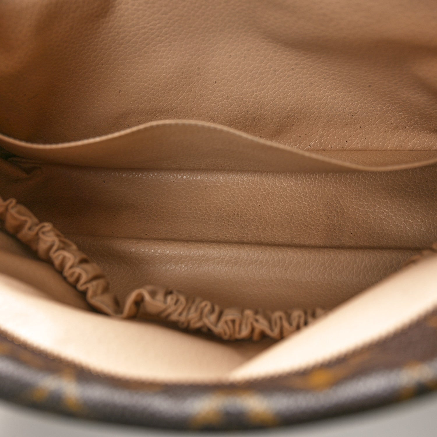 Louis Vuitton Monogram Trousse Toilette 28 5 of 9