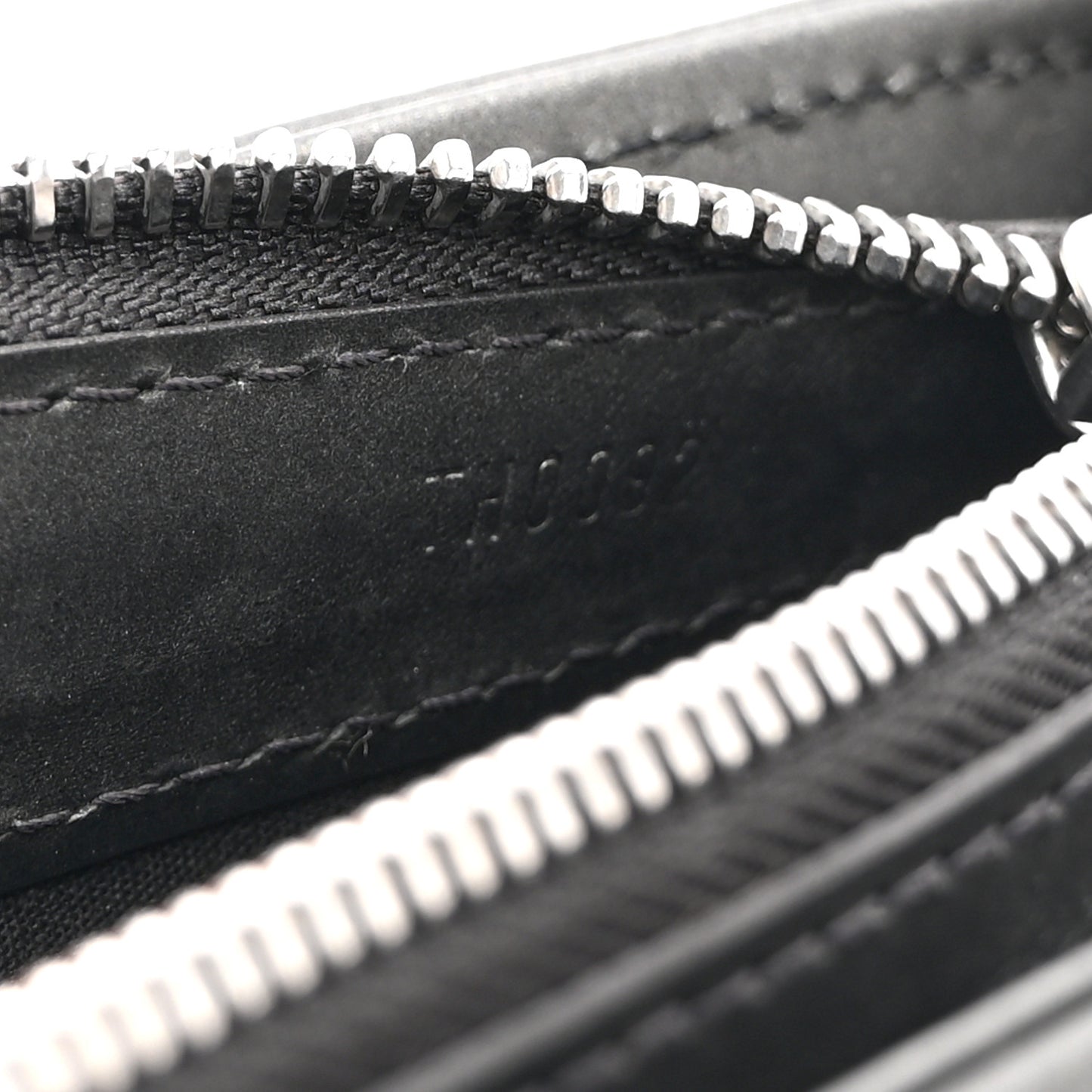 Mat Monogram Willwood Black