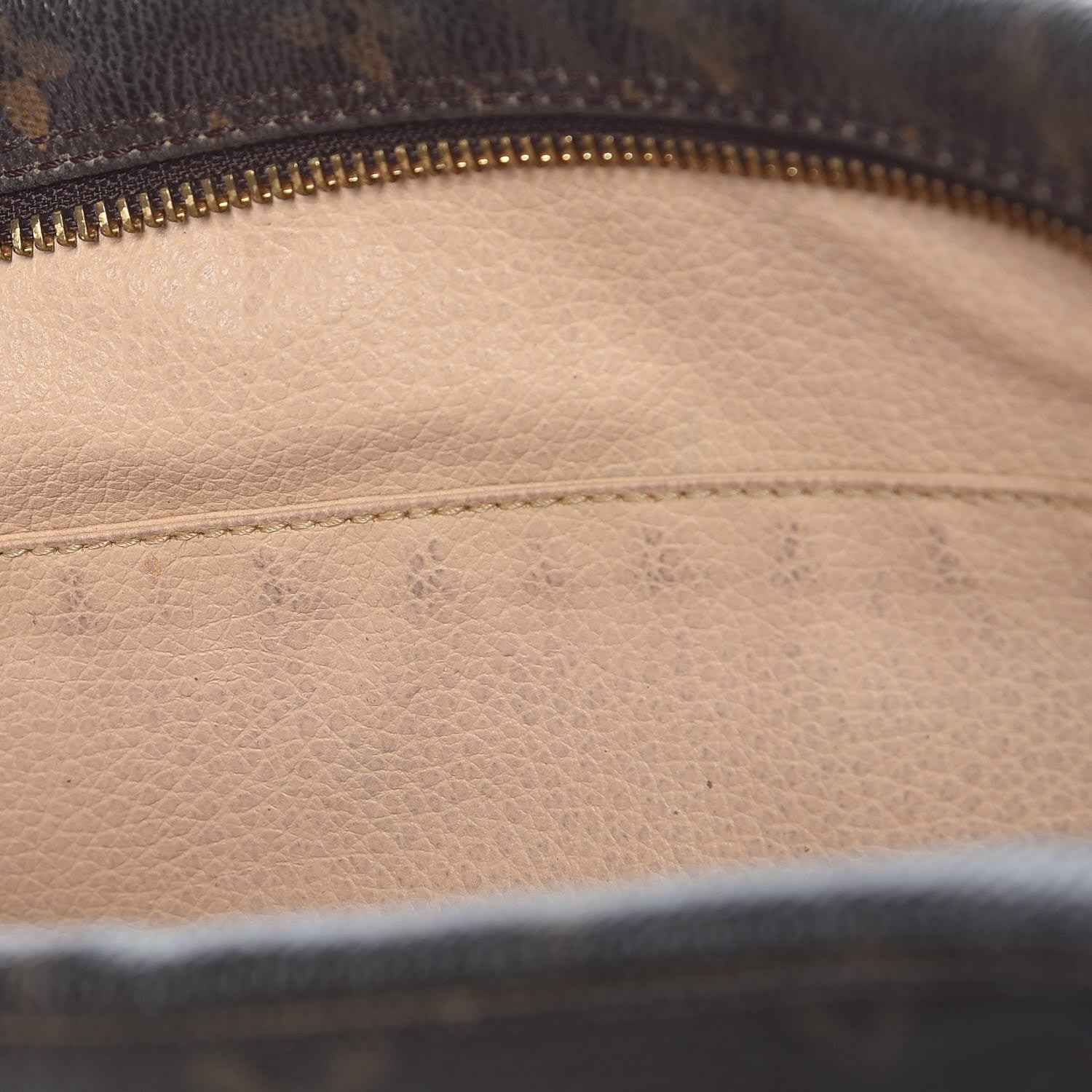 Louis Vuitton Monogram Trousse Toilette 23 9 of 11