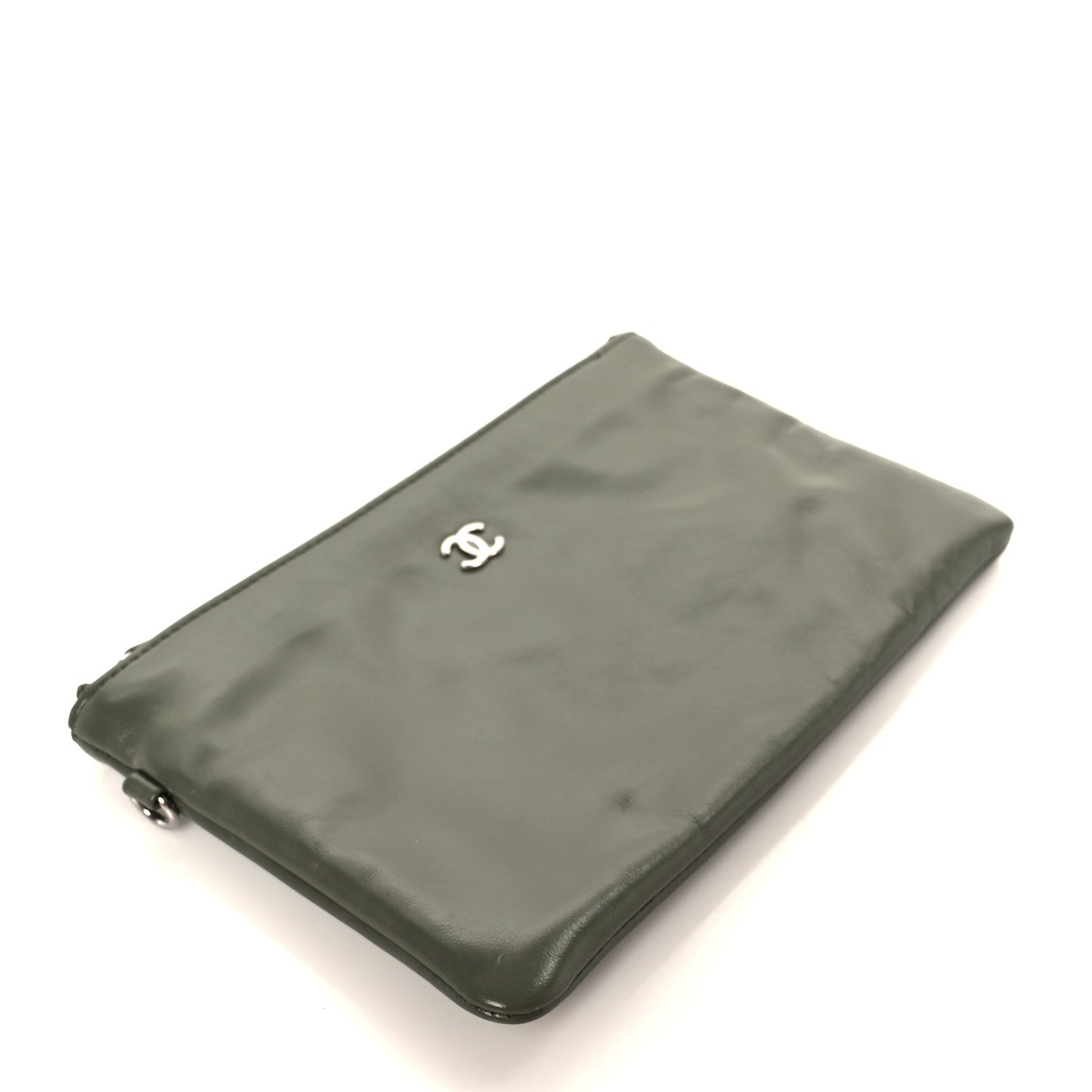 Shiny Calfskin Chanel 22 Removable Pouch Green