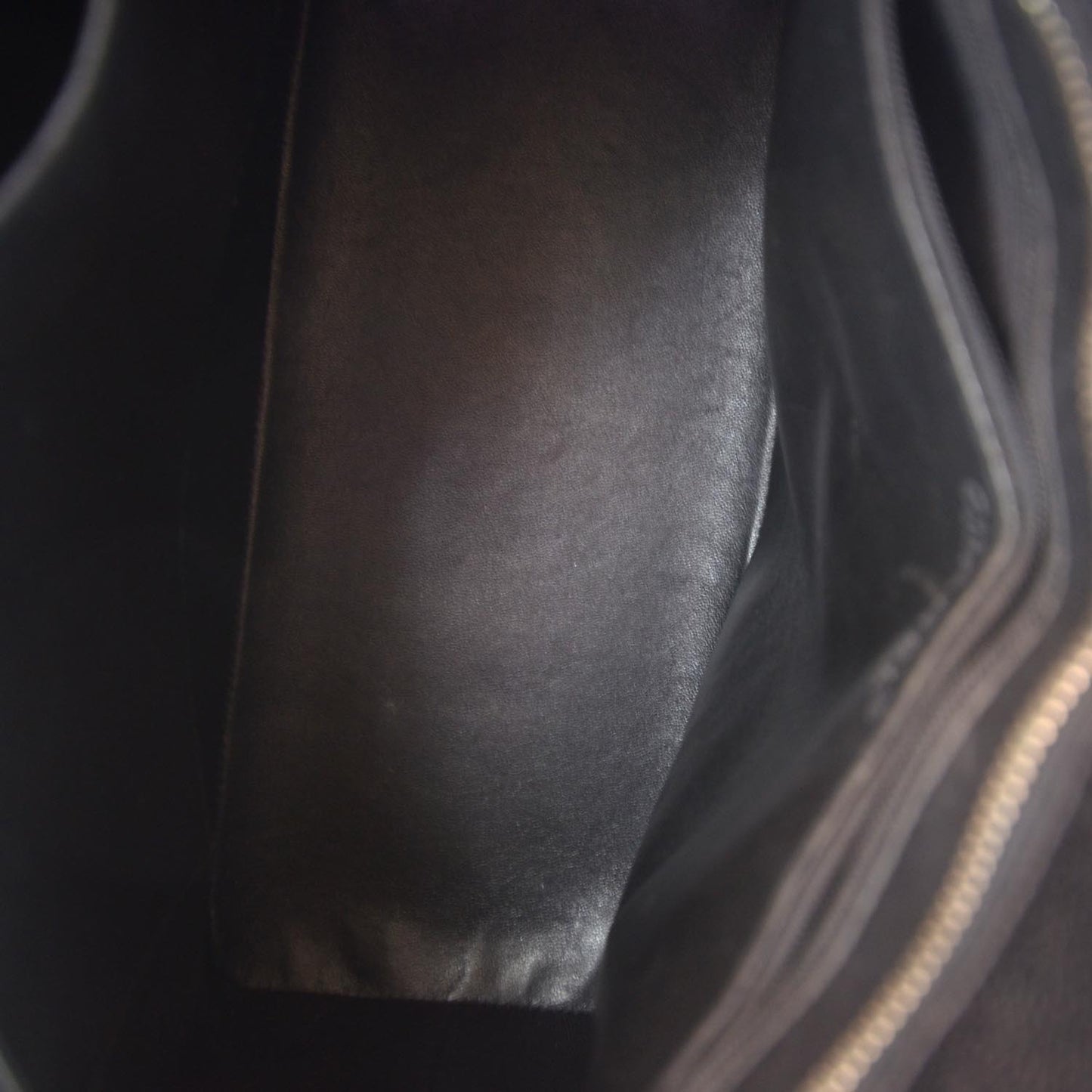 Caviar Medallion Tote Black