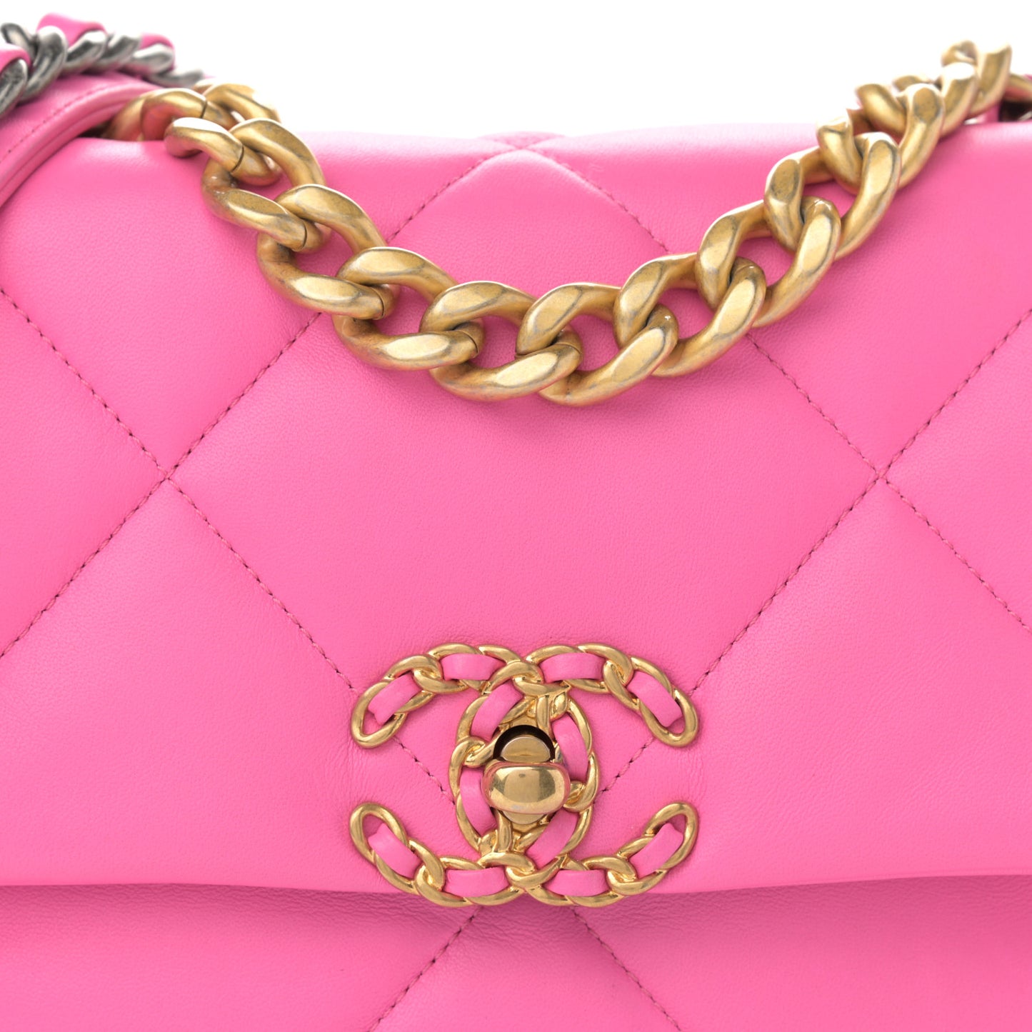 Lambskin Quilted Medium Chanel 19 Flap Pink
