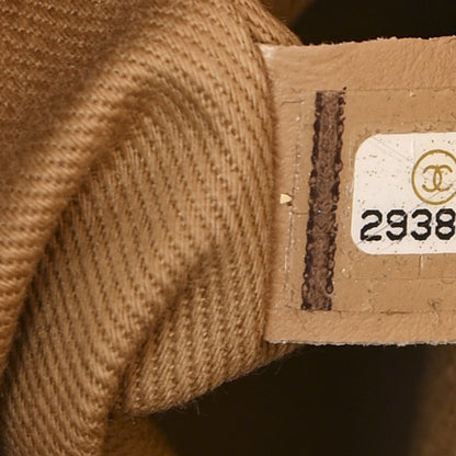 Chanel Caviar Chevron Quilted Medium Coco Handle Flap Beige 14 of 27
