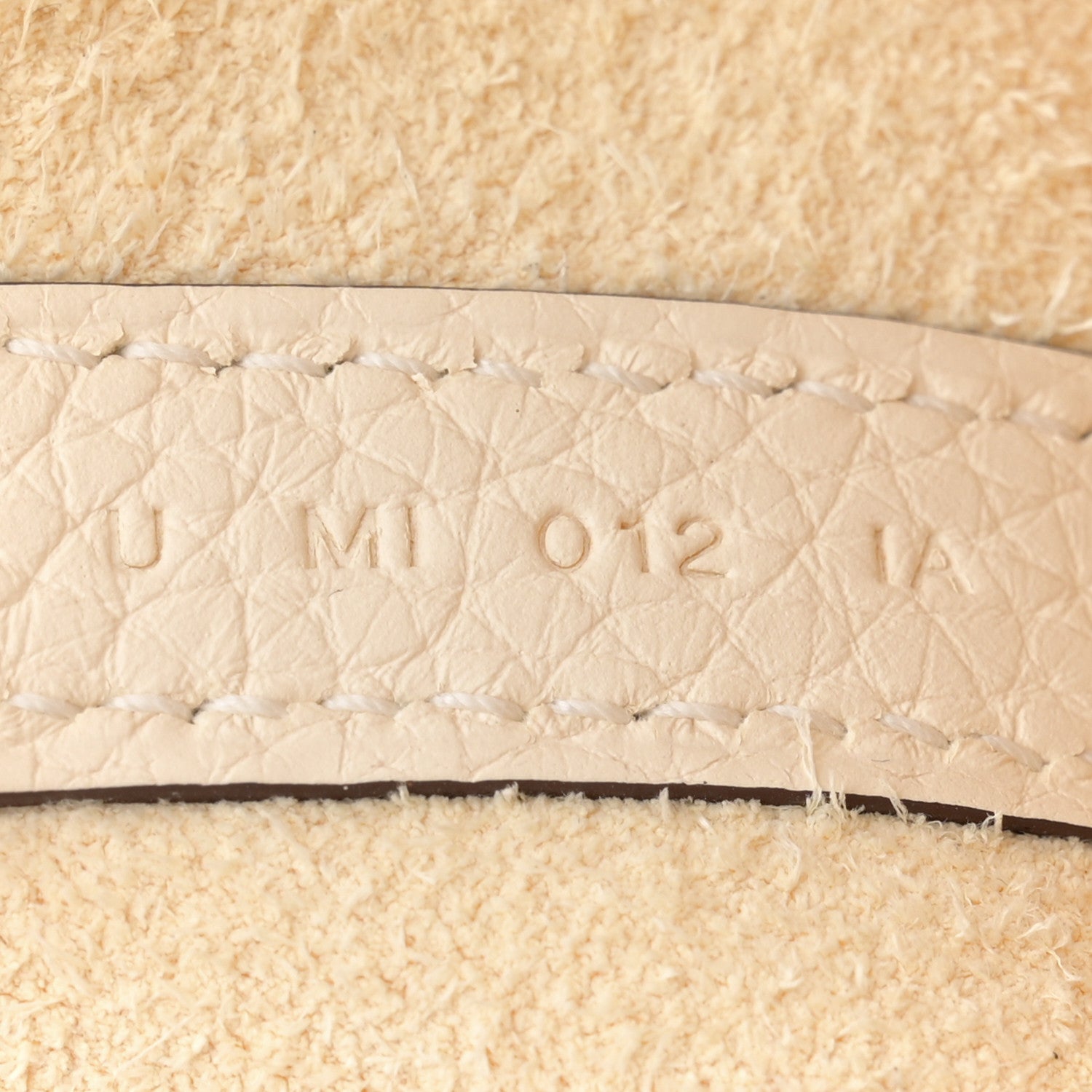 Hermes Taurillon Clemence Picotin Lock 22 MM Nata 7 of 12