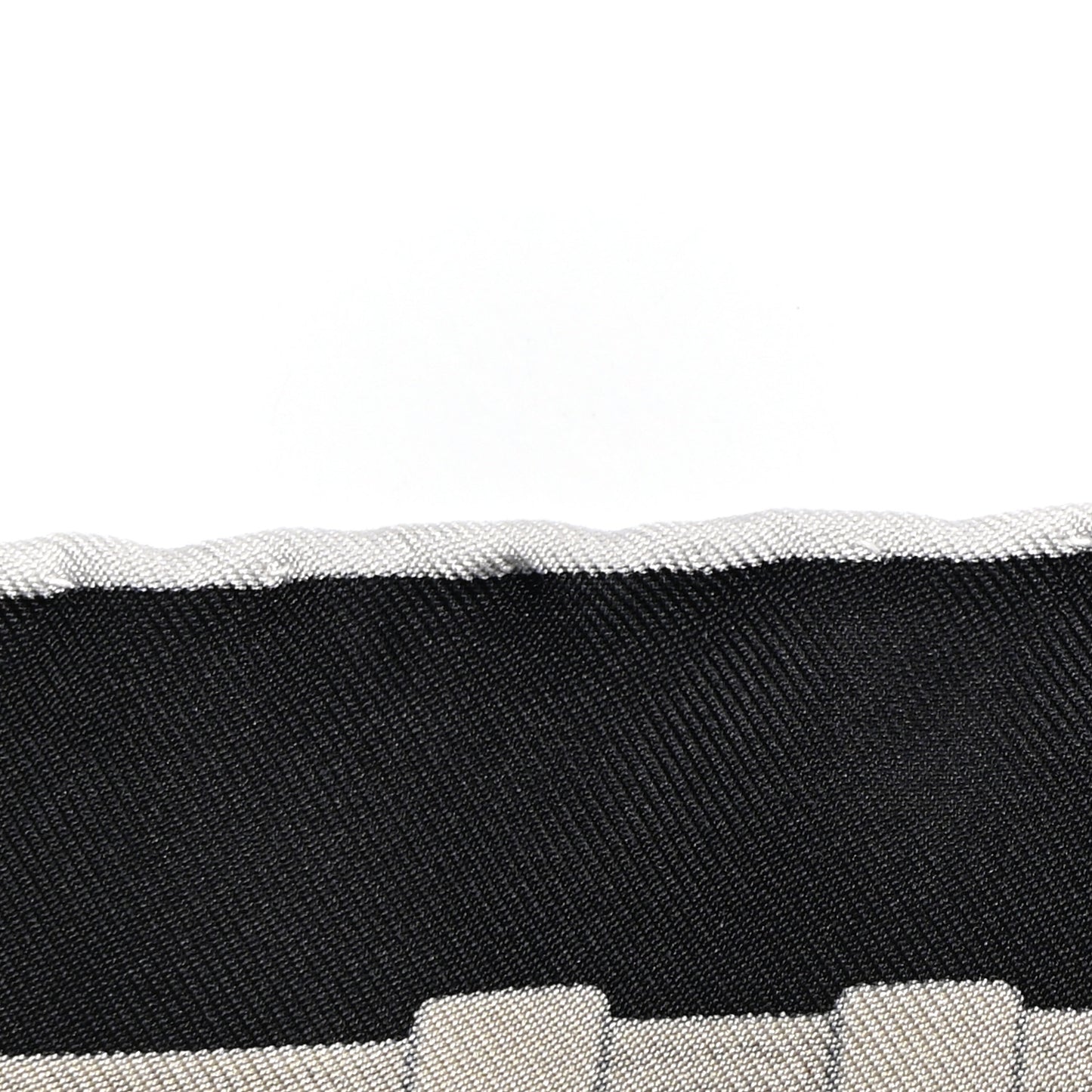 Silk En Roue Libre Scarf 90 White Black Gold