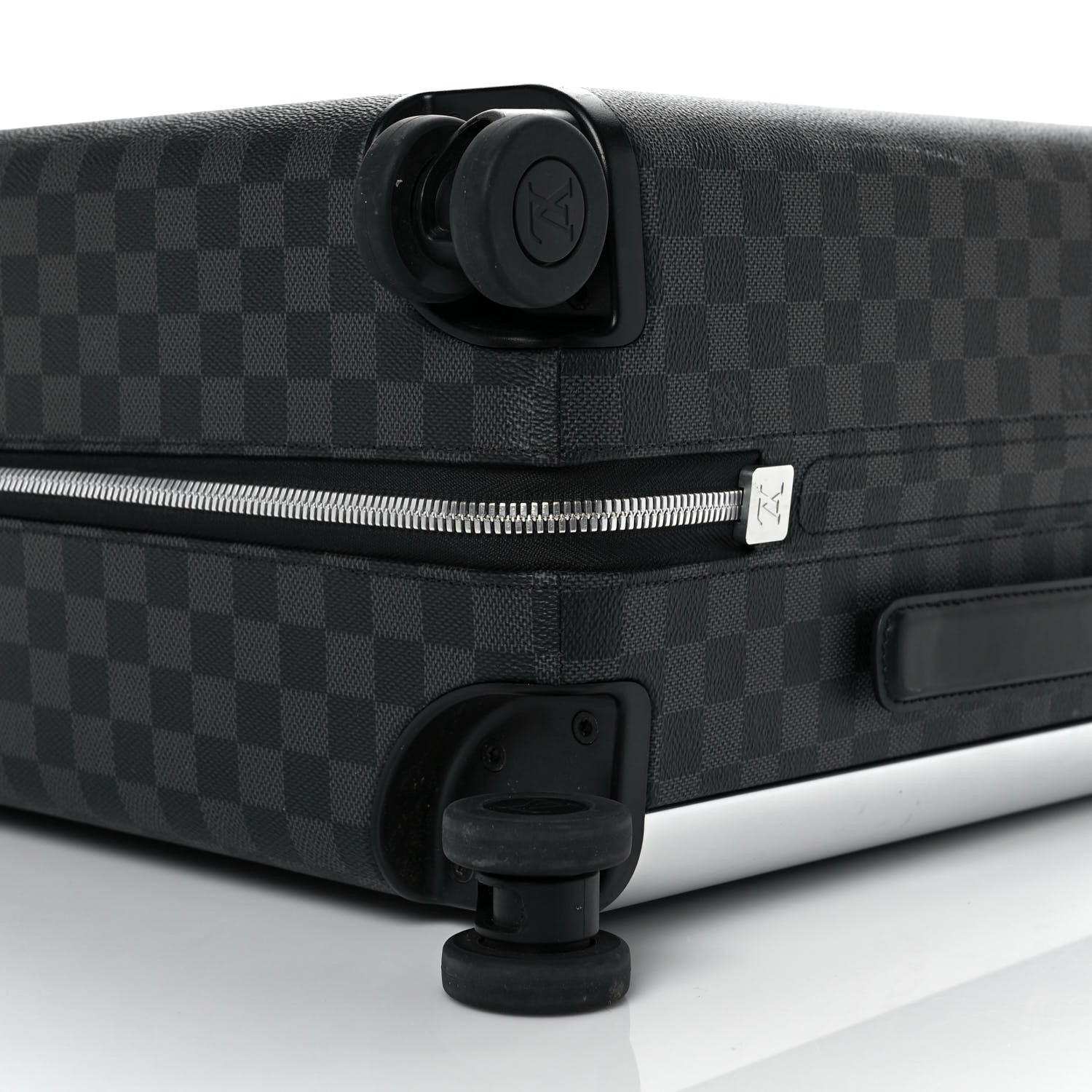 Louis Vuitton Damier Graphite Horizon 55 9 of 18