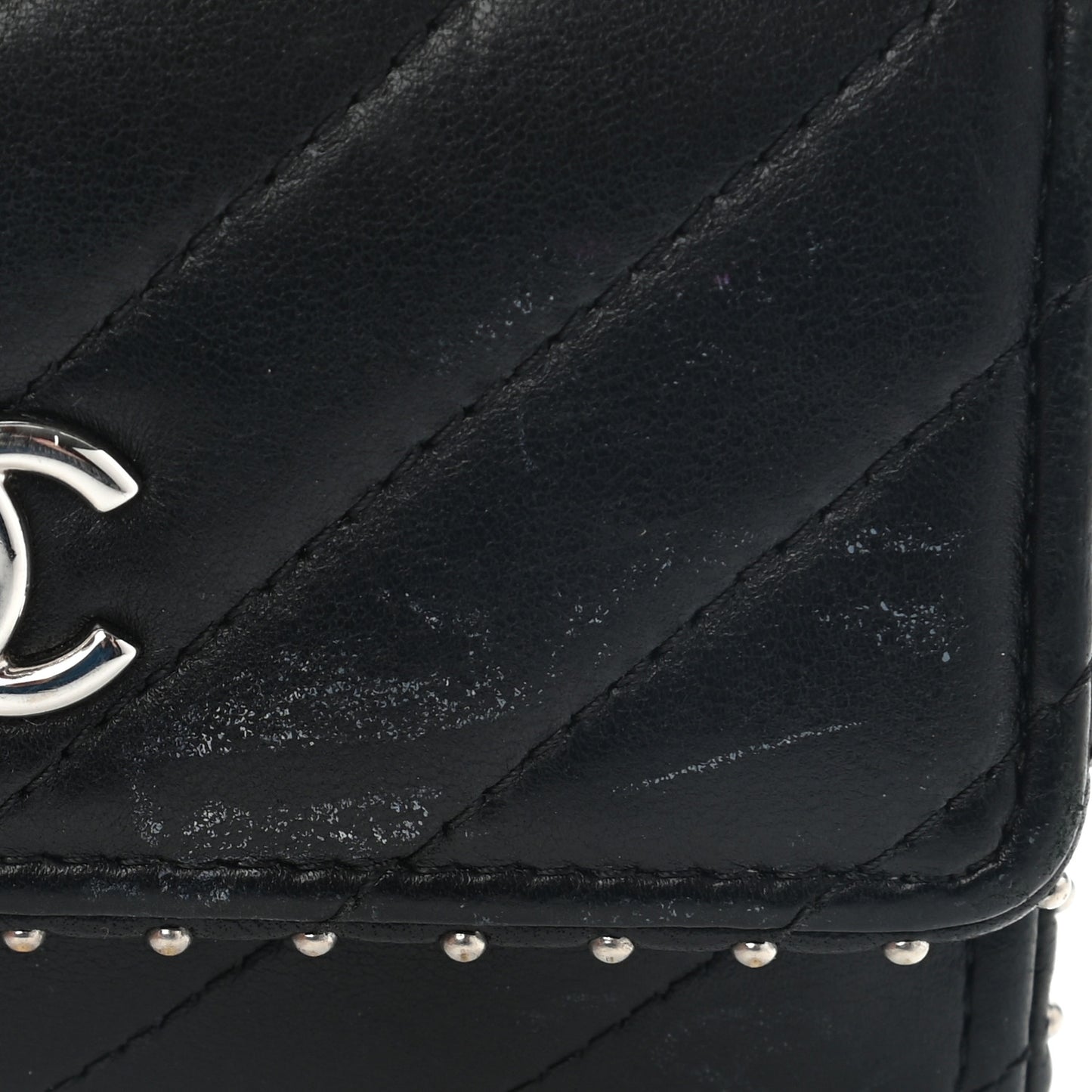 Lambskin Chevron Quilted Studded Flap Card Holder Black