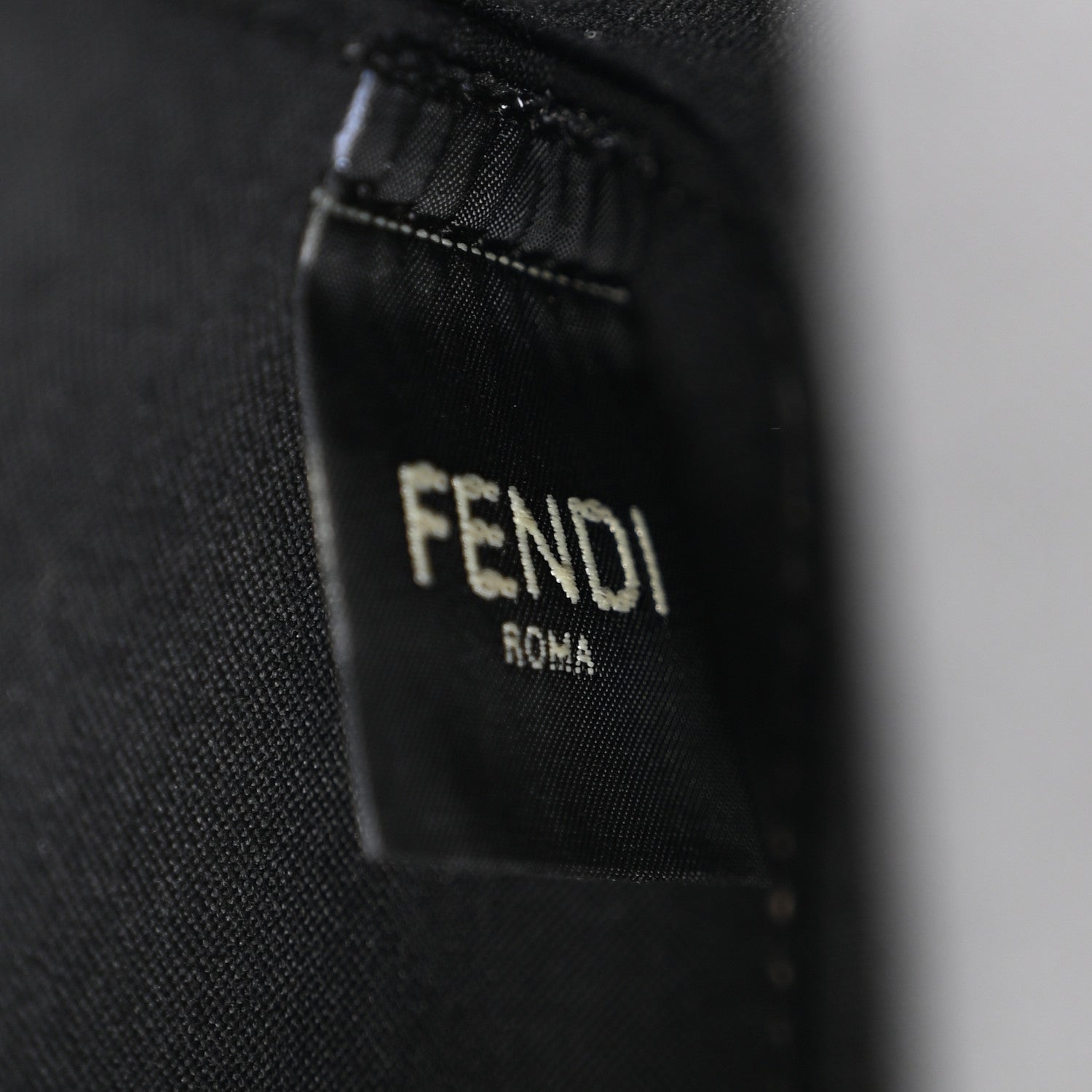 Fendi Vitello Grace Matte Fendigraphy Wallet On Chain Black 7 of 11
