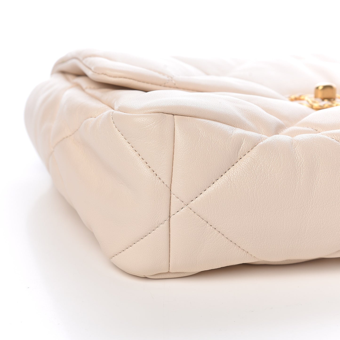 Lambskin Quilted Large 19 Flap Light Beige