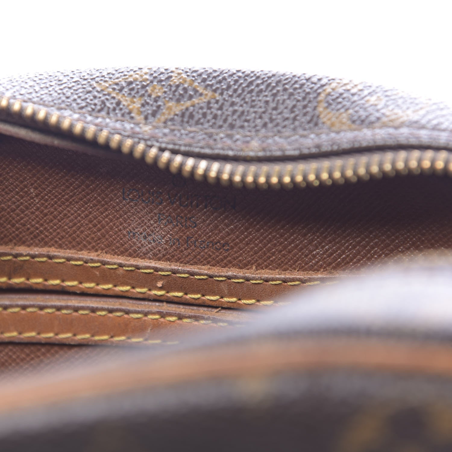 Louis Vuitton Monogram Blois 6 of 10