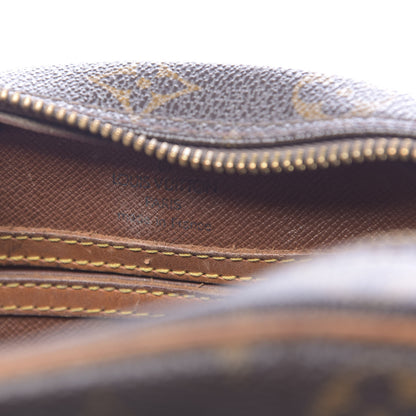 Louis Vuitton Monogram Blois 6 of 10