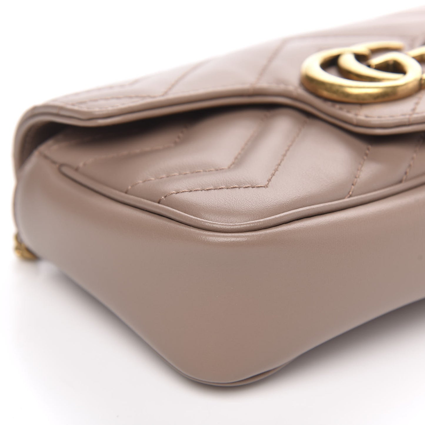 Calfskin Matelasse Super Mini GG Marmont Shoulder Bag Porcelain Rose