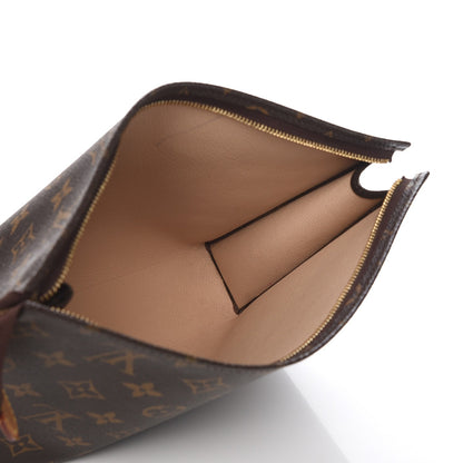 Louis Vuitton Monogram Toiletry Pouch 26 6 of 9