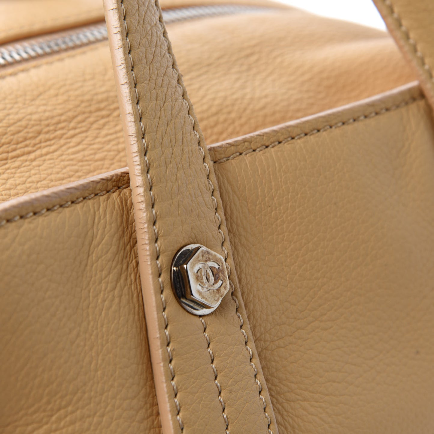 Deerskin Medium Bolt Bag Beige