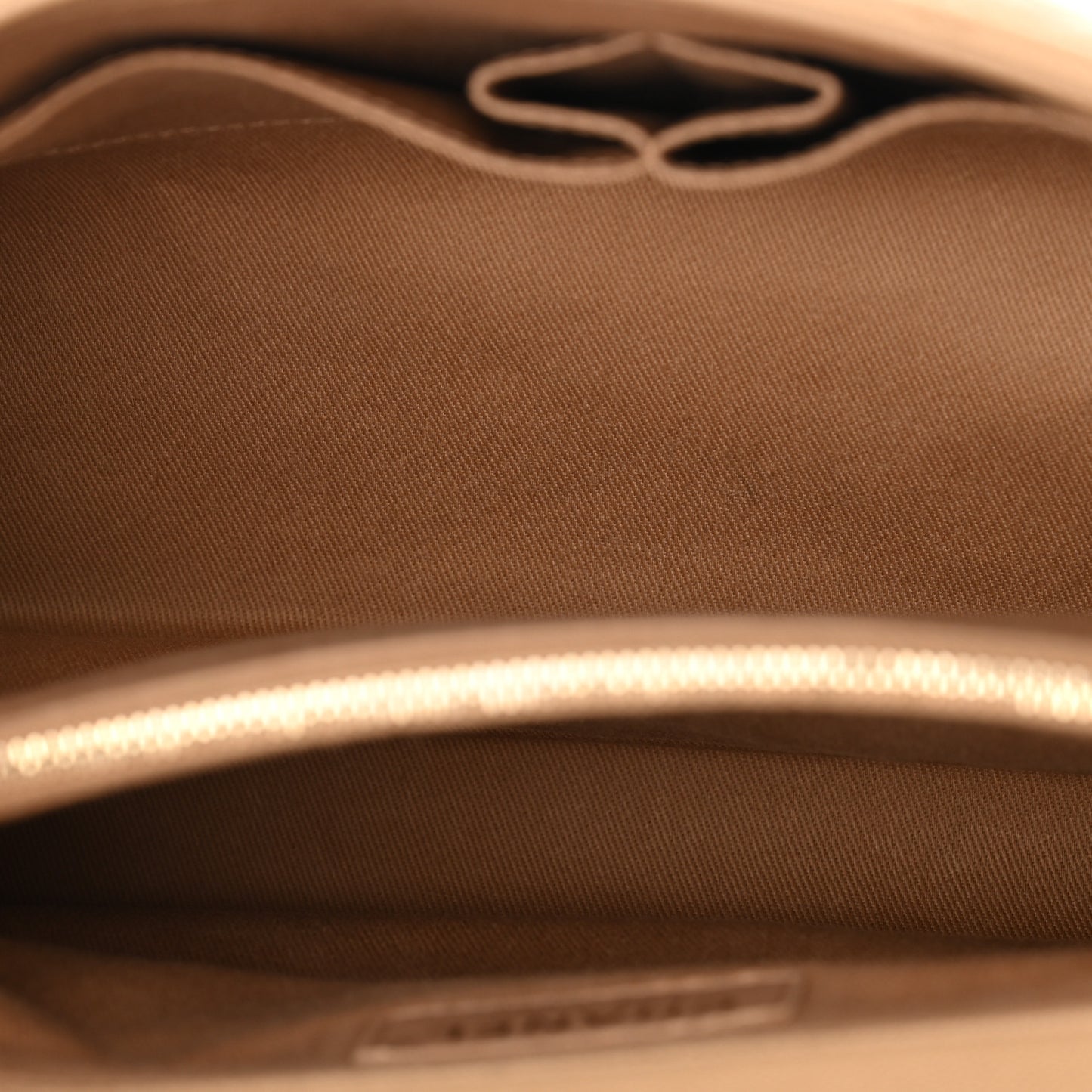Caviar Quilted Medium Coco Handle Flap Beige