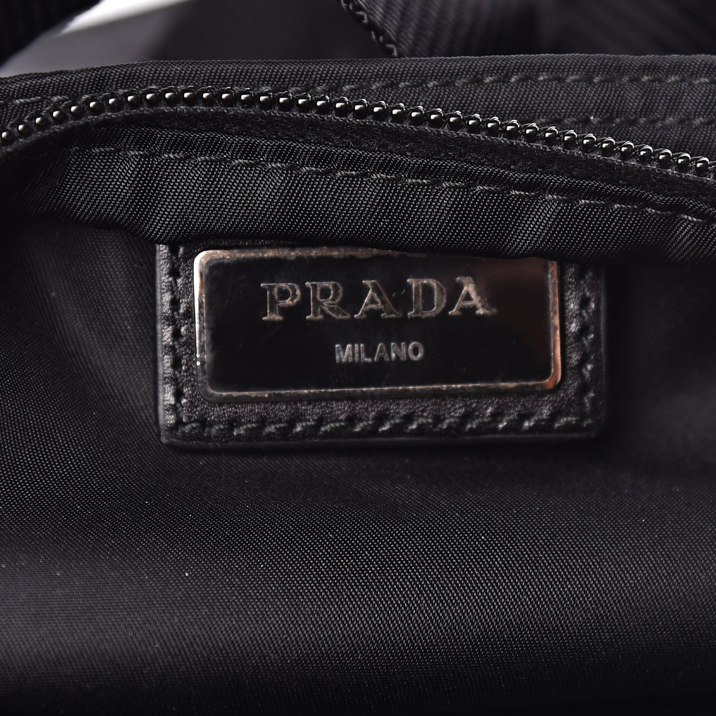 Nylon Vela Messenger Black