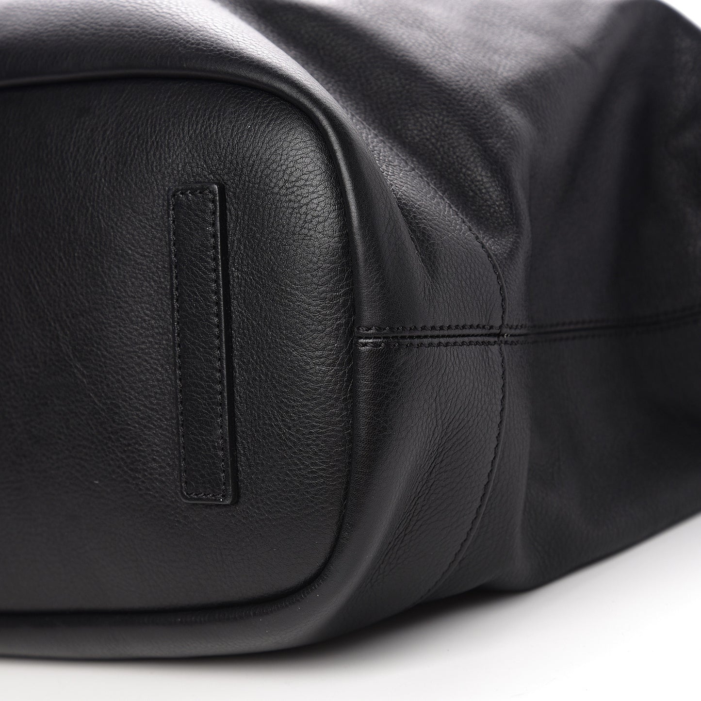 Waxed Calfskin Studded Medium Nightingale Black