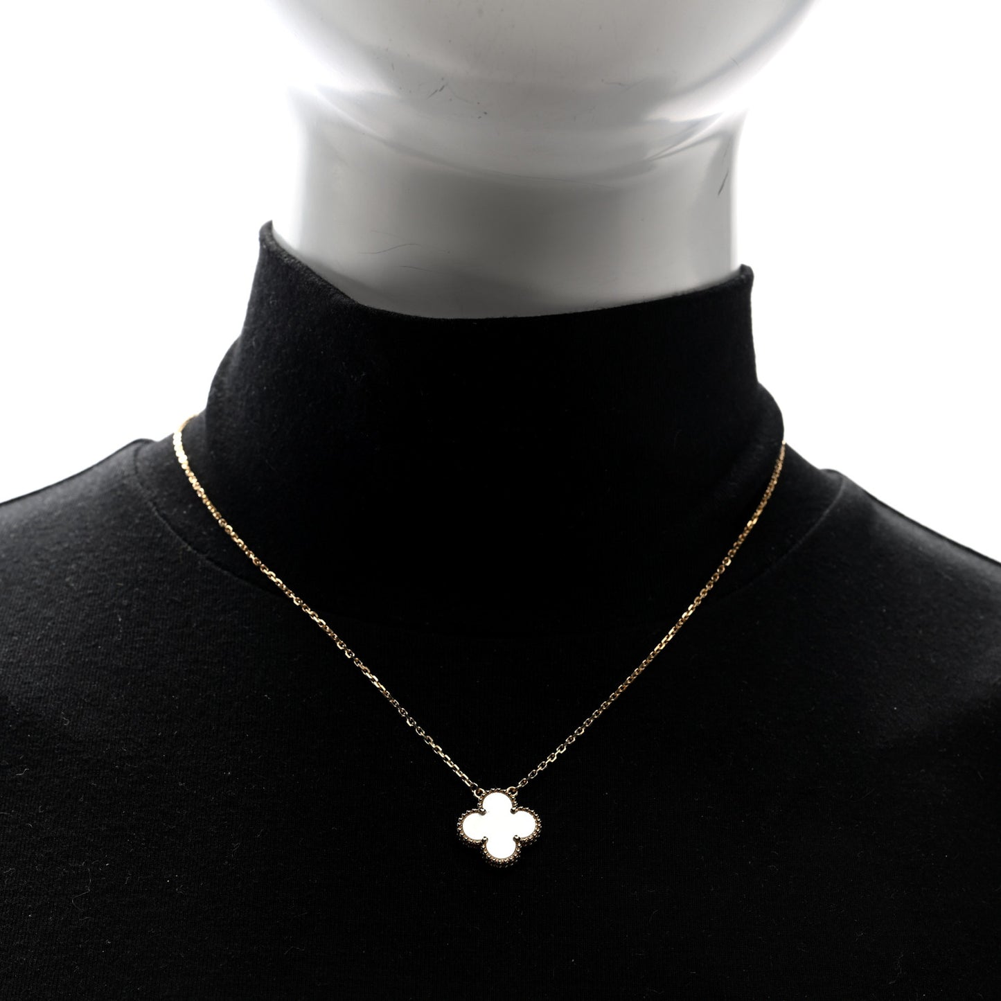 18K Yellow Gold Mother of Pearl Vintage Alhambra Pendant Necklace