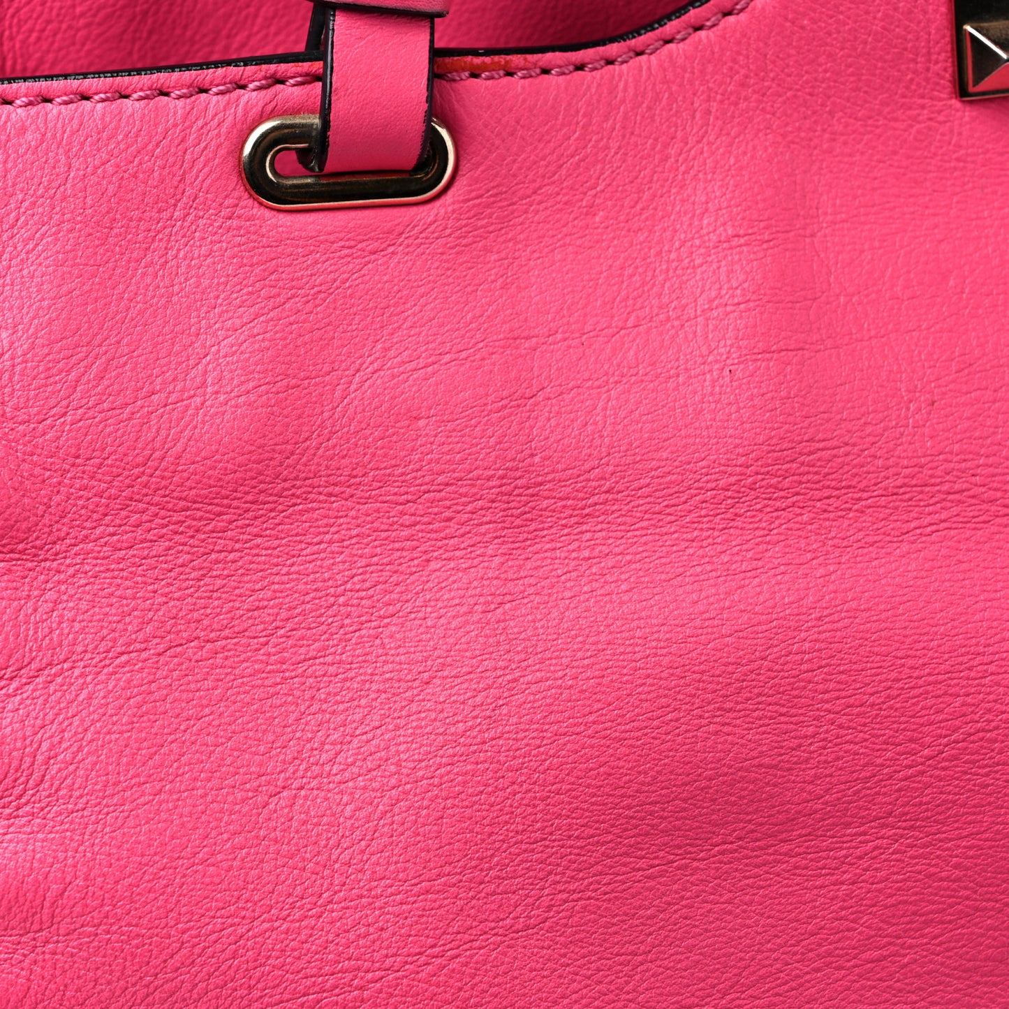 Vitello Medium Rockstud Tote Fuxia Fluo