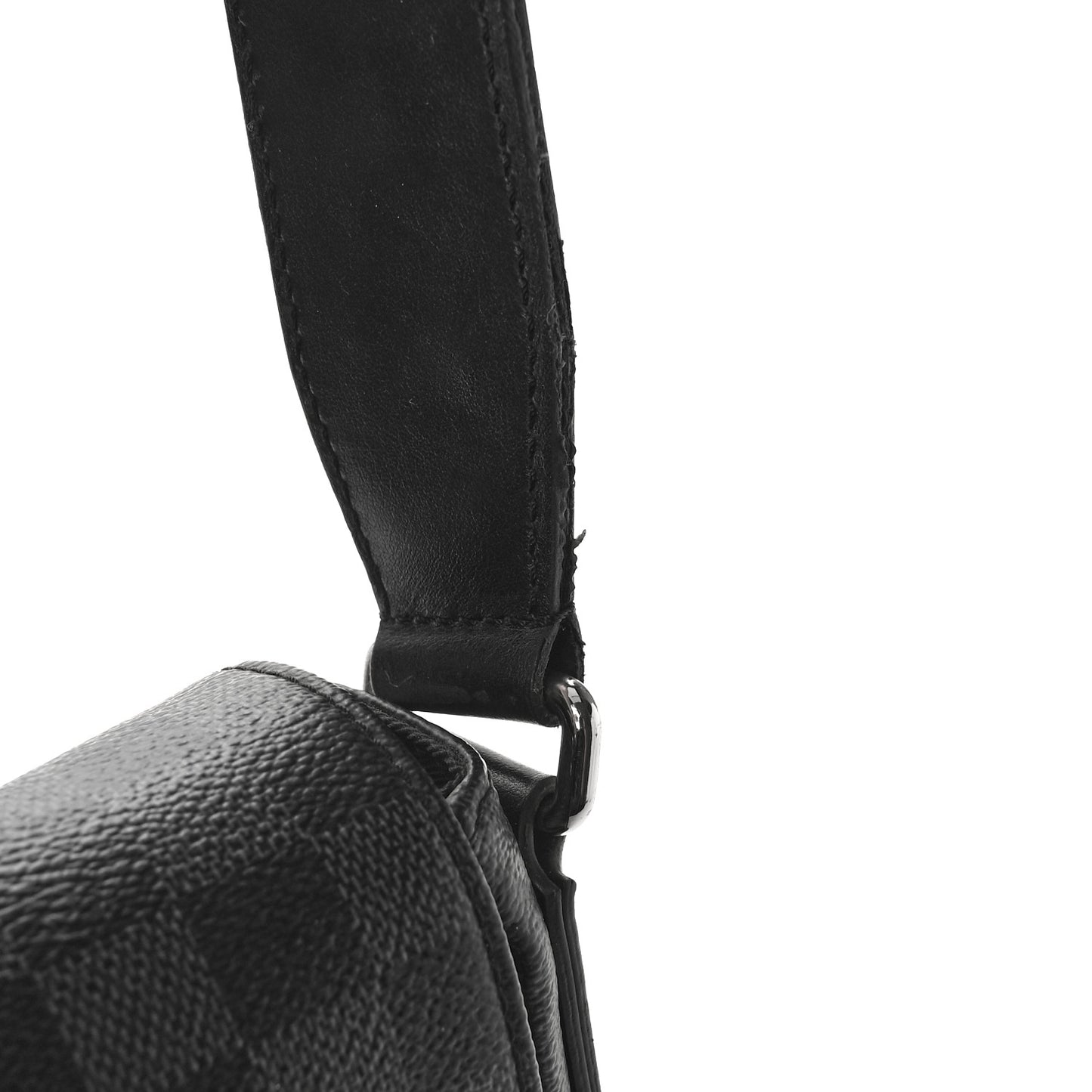 LOUIS VUITTON Damier Graphite District PM NM