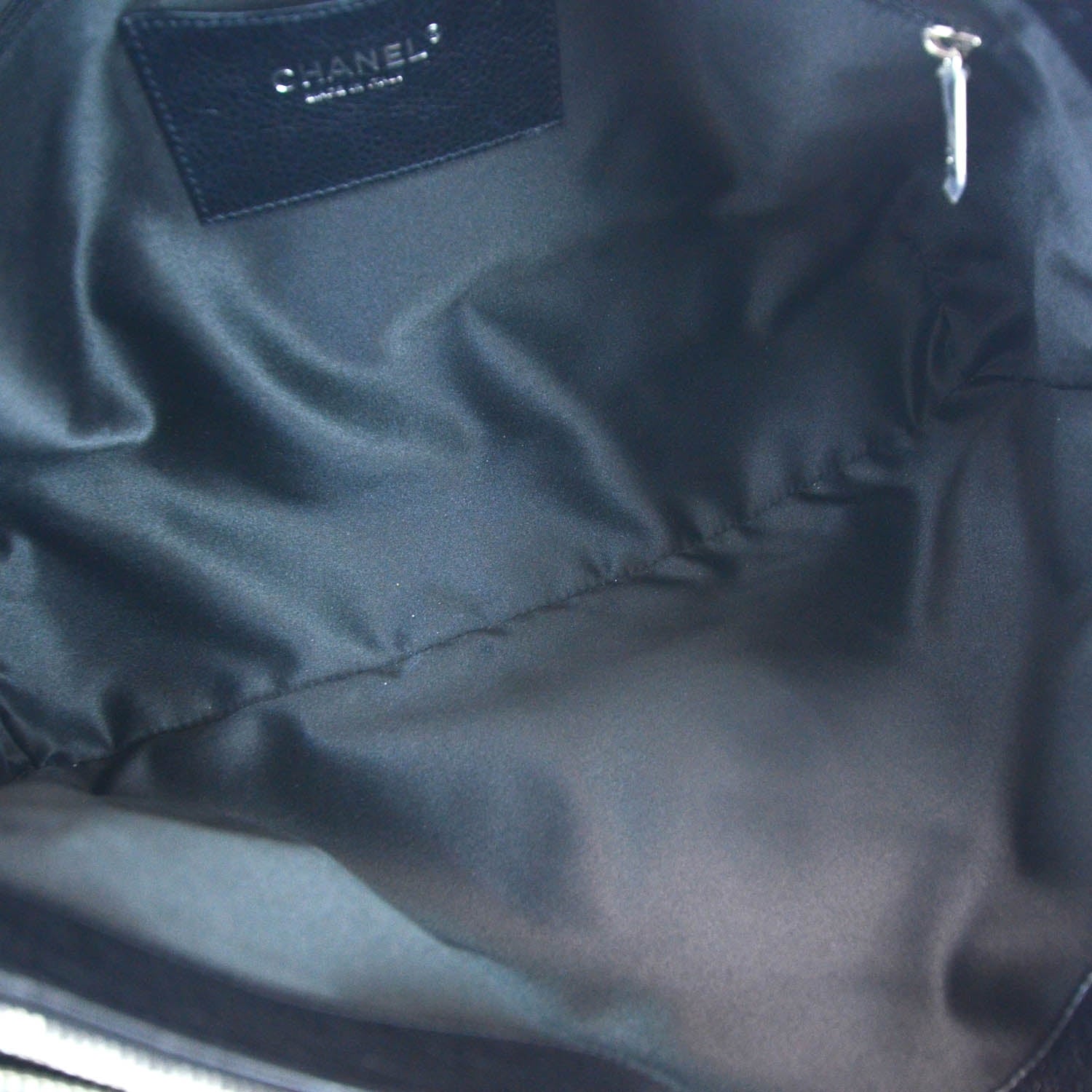Chanel Glazed Calfskin Large On The Road Tote Black 9 of 10