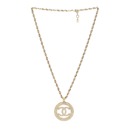 Chanel Pearl CC Round Pendant Necklace Gold 3 of 4