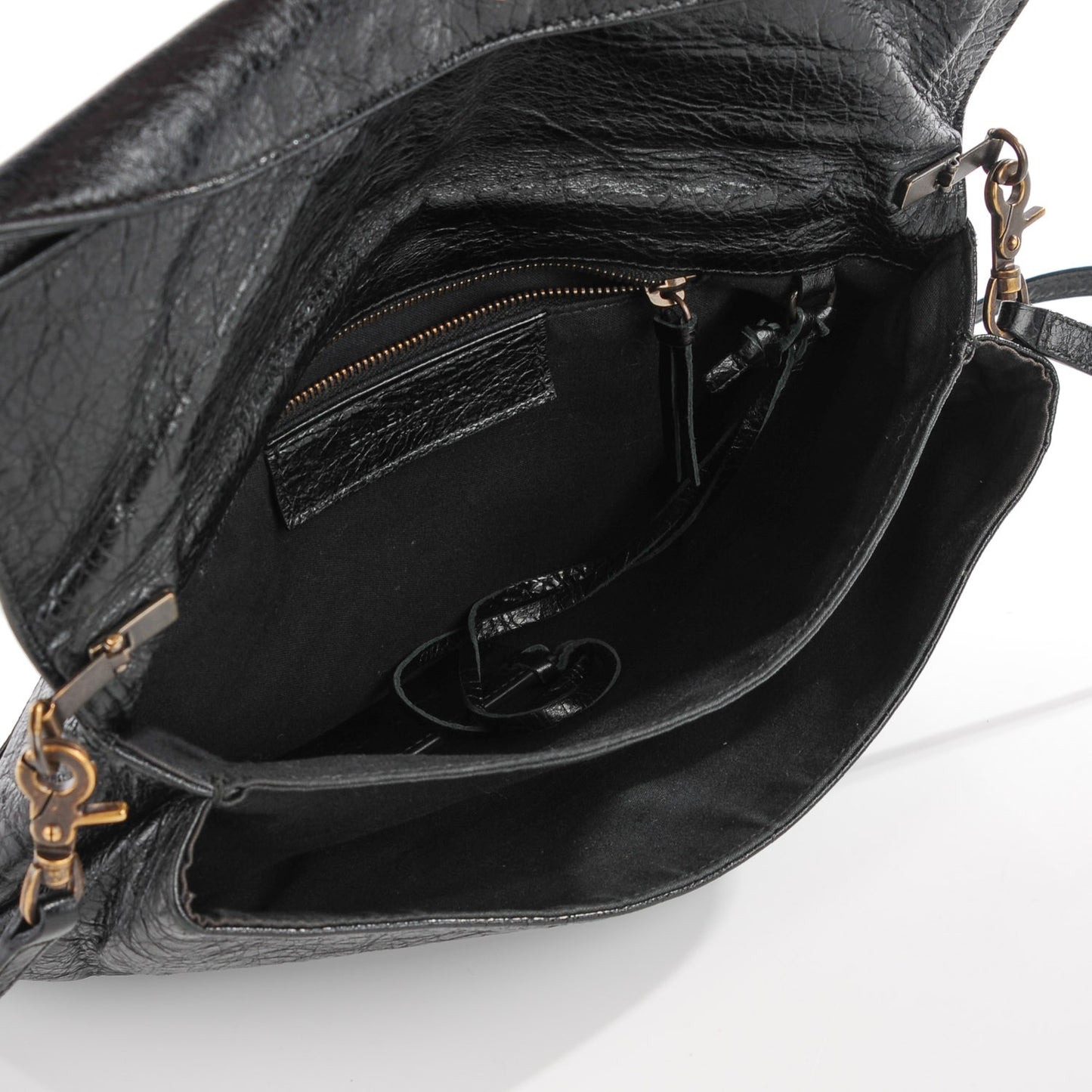 Agneau Classic Hardware Envelope Strap Clutch Black
