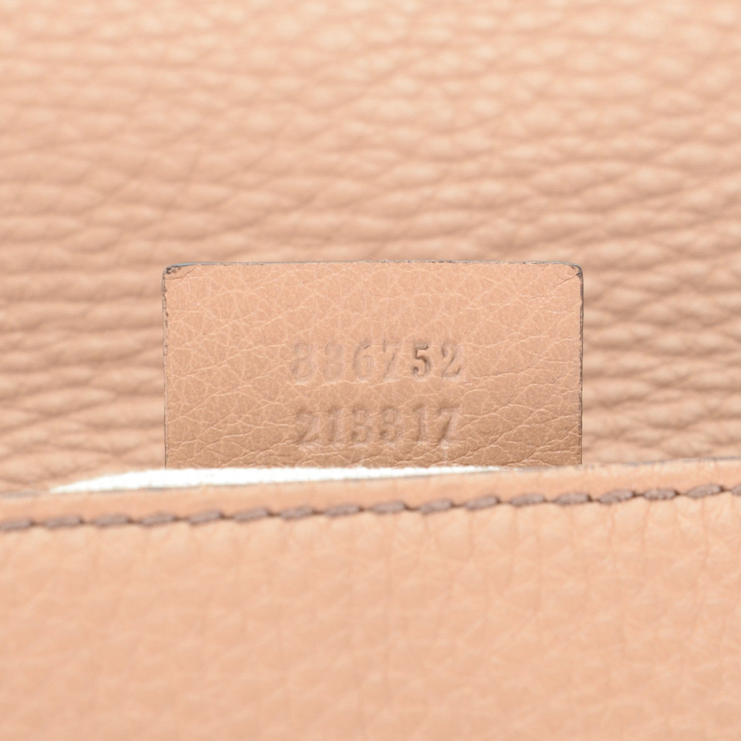 Gucci Pebbled Calfskin Medium Soho Flap Crossbody Camelia 7 of 7