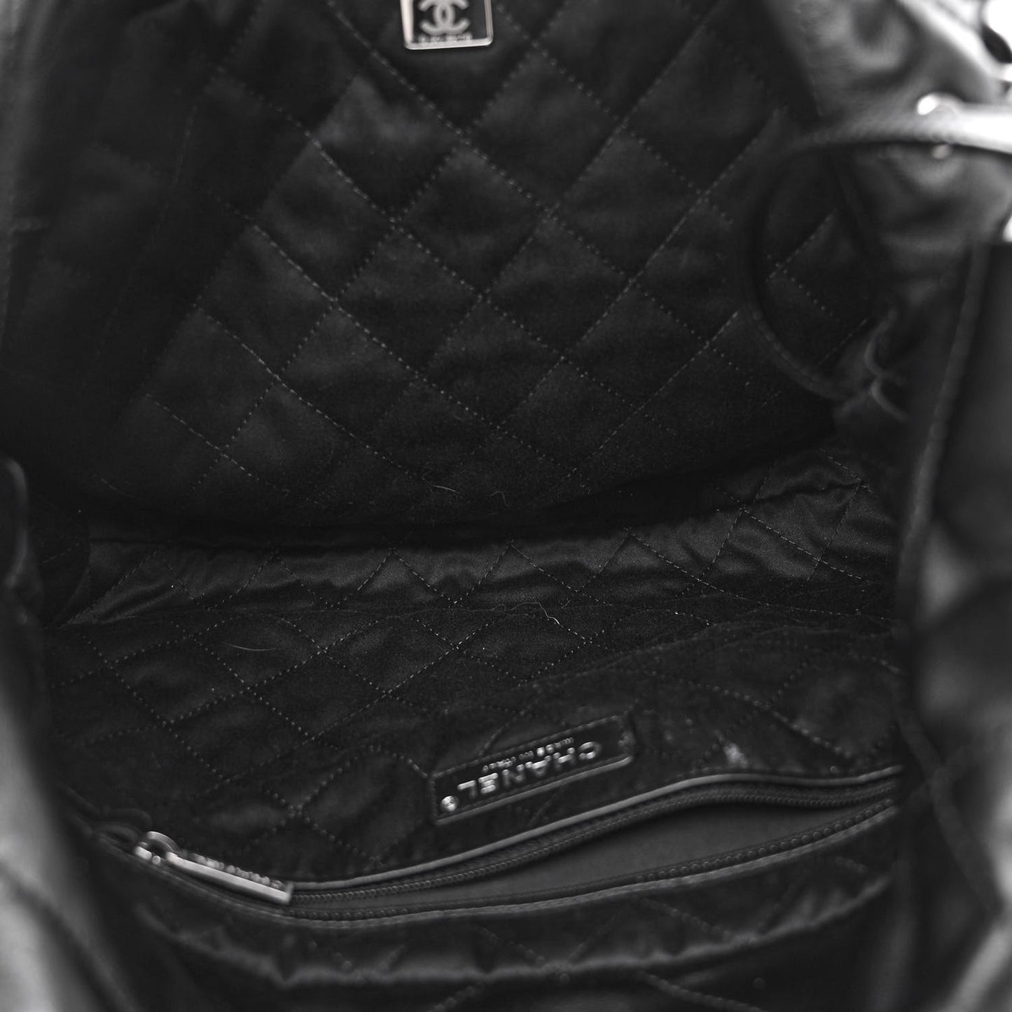 Shiny Calfskin Quilted Small Chanel 22 Black