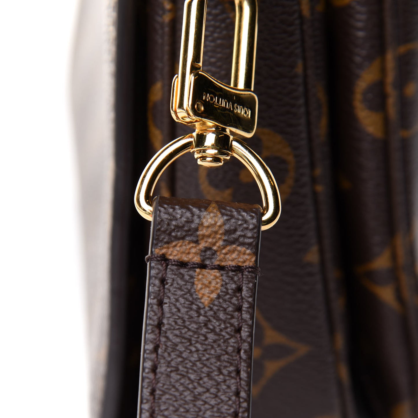 Monogram Pochette Metis