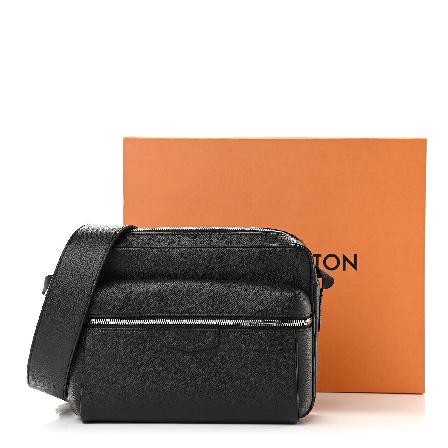 Louis Vuitton Taiga Outdoor Messenger PM Black 12 of 12