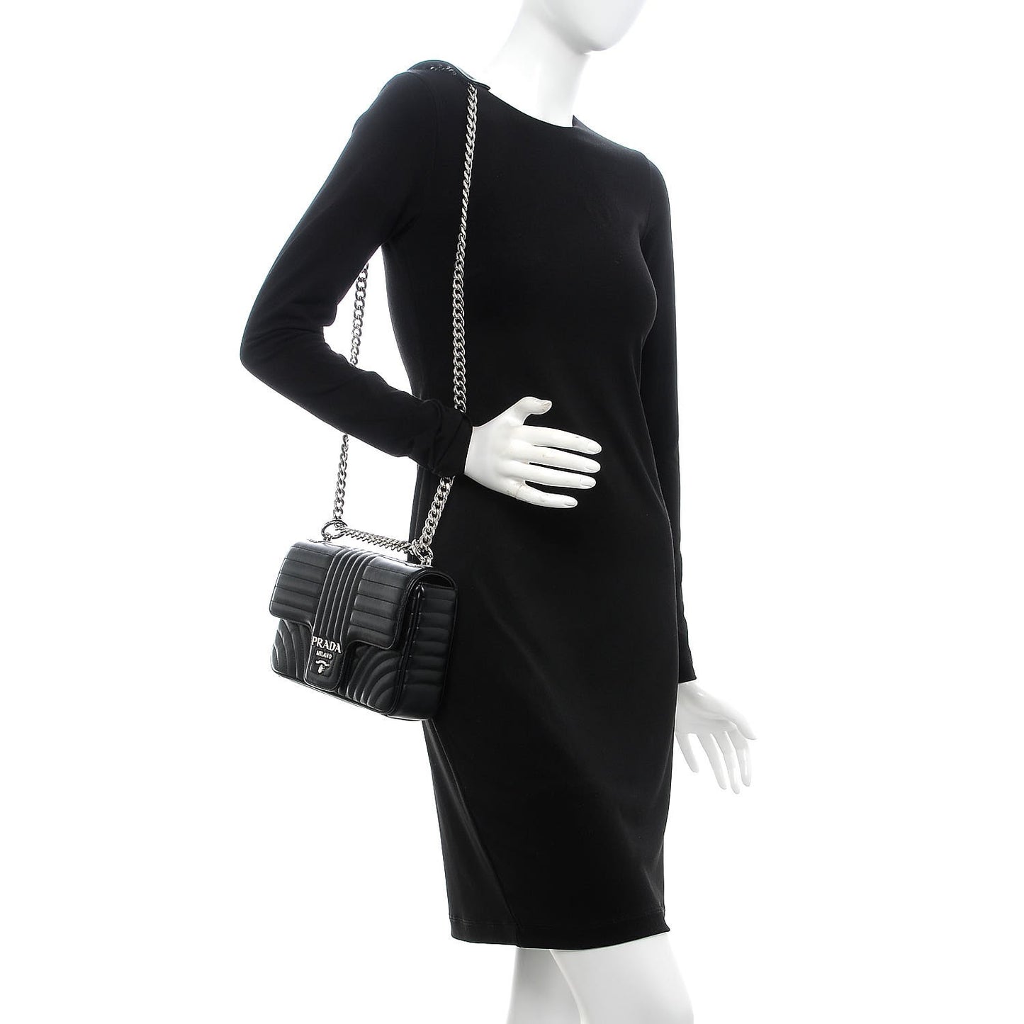 Soft Calfskin Impunture Diagramme Medium Chain Flap Shoulder Bag Black