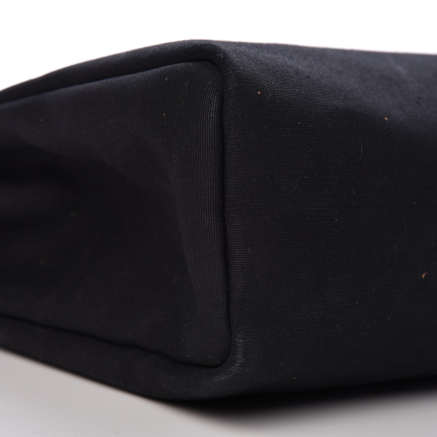 Toile Vache Calfskin Herbag 30 PM Black Natural