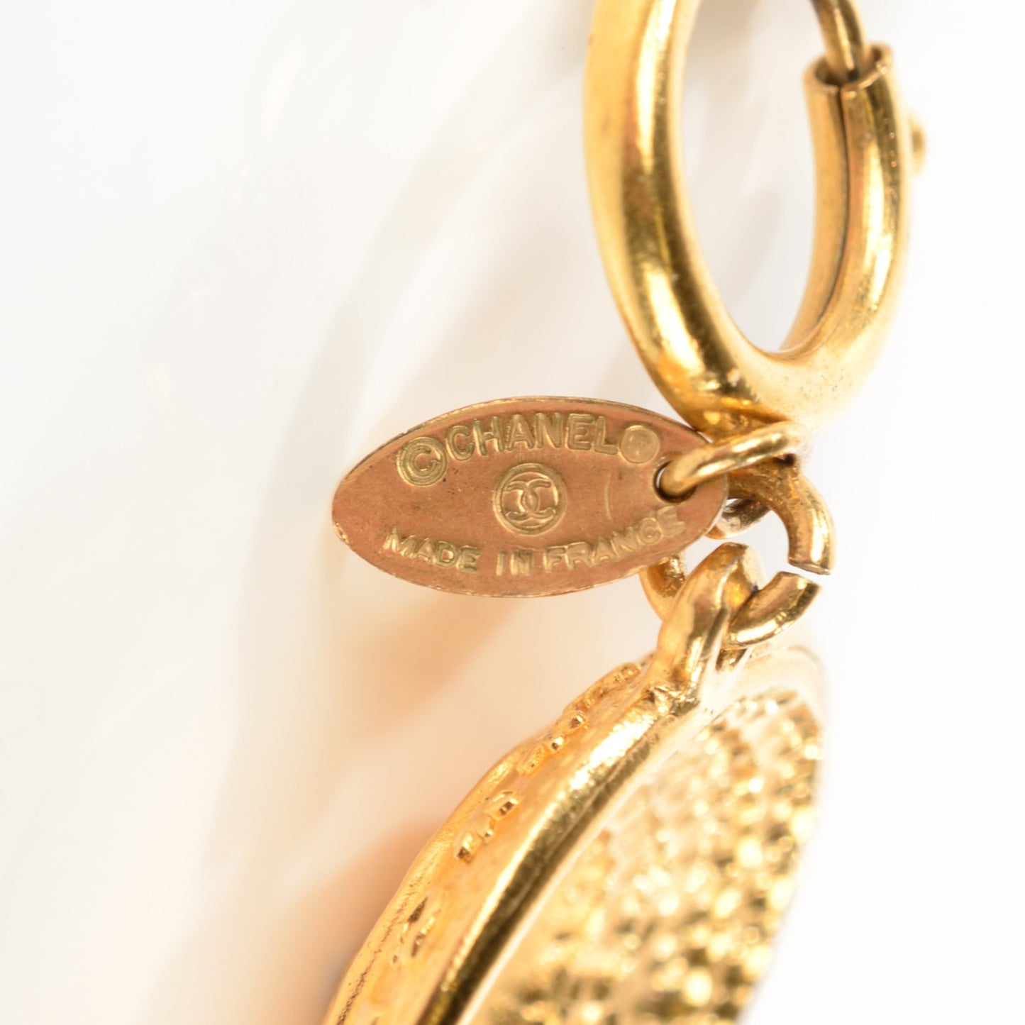 Medallion Bracelet Gold