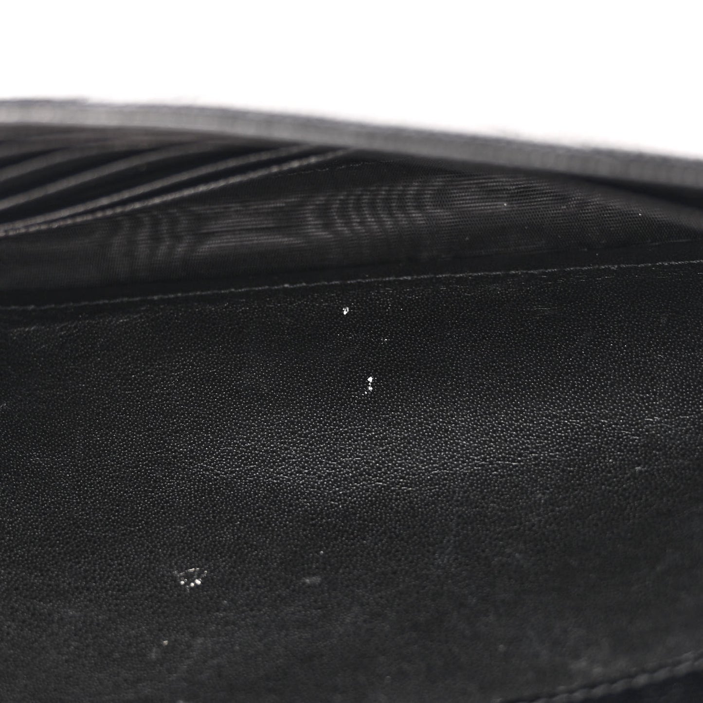 Grain De Poudre Matelasse Chevron Monogram Chain Wallet Black