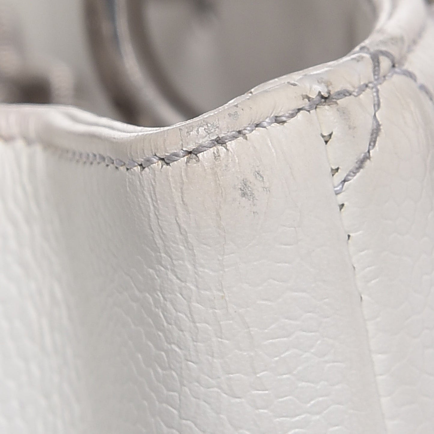 Caviar Quilted Grand Shopping Tote GST White