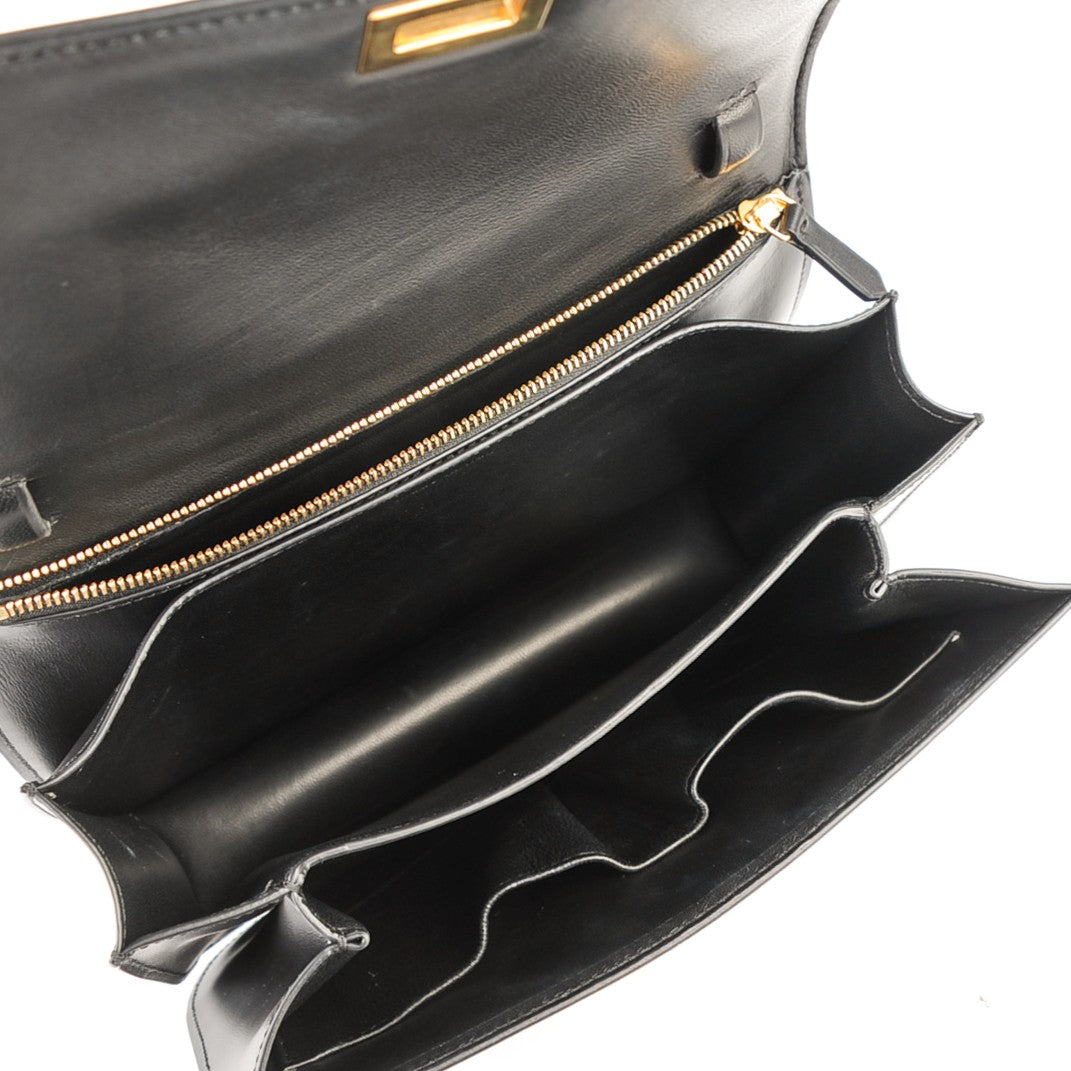 Box Calfskin Medium Classic Box Flap Bag Black