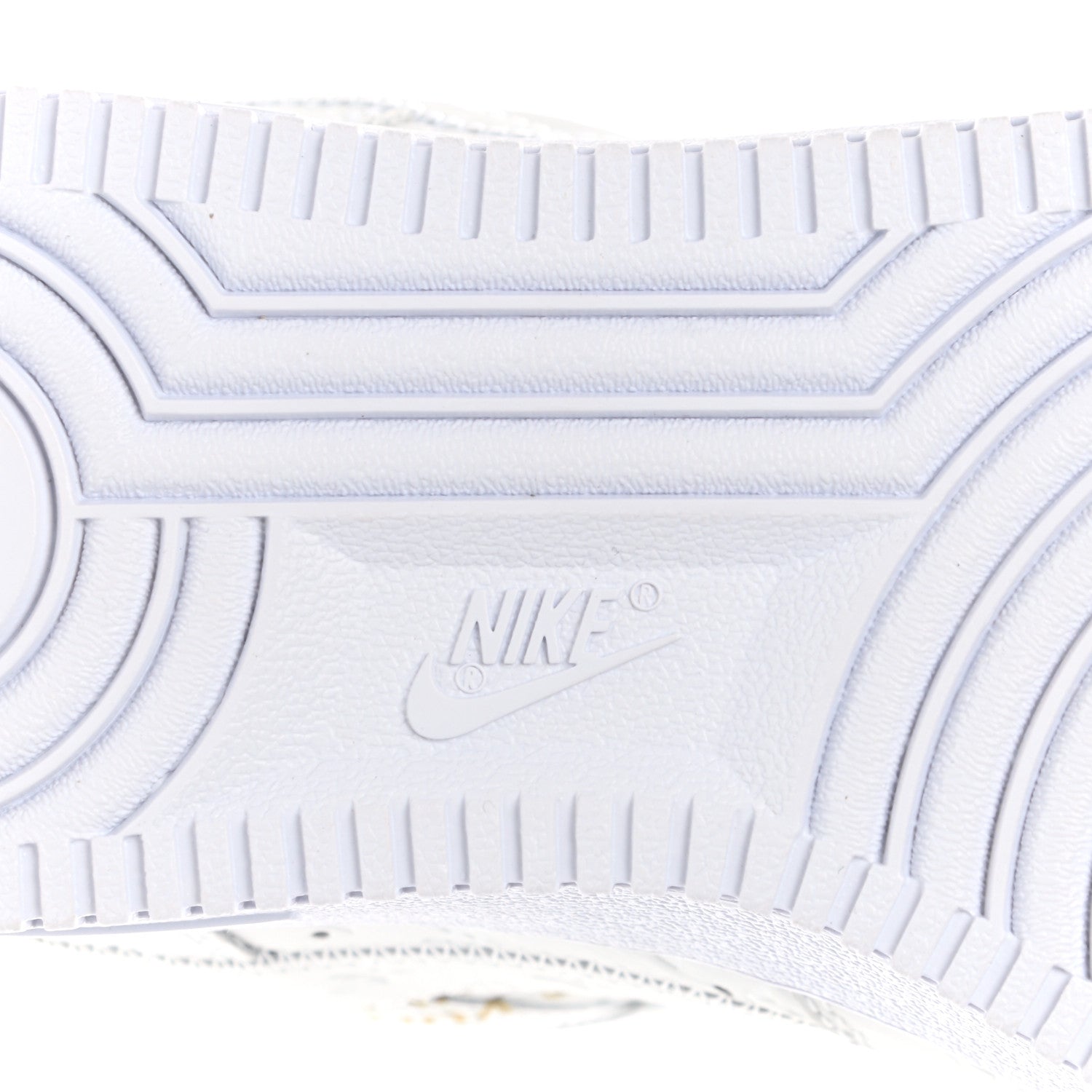 Louis Vuitton X NIKE AIR FORCE 1 Calfskin Monogram Mens Low Top Sneakers 7 White 6 of 10