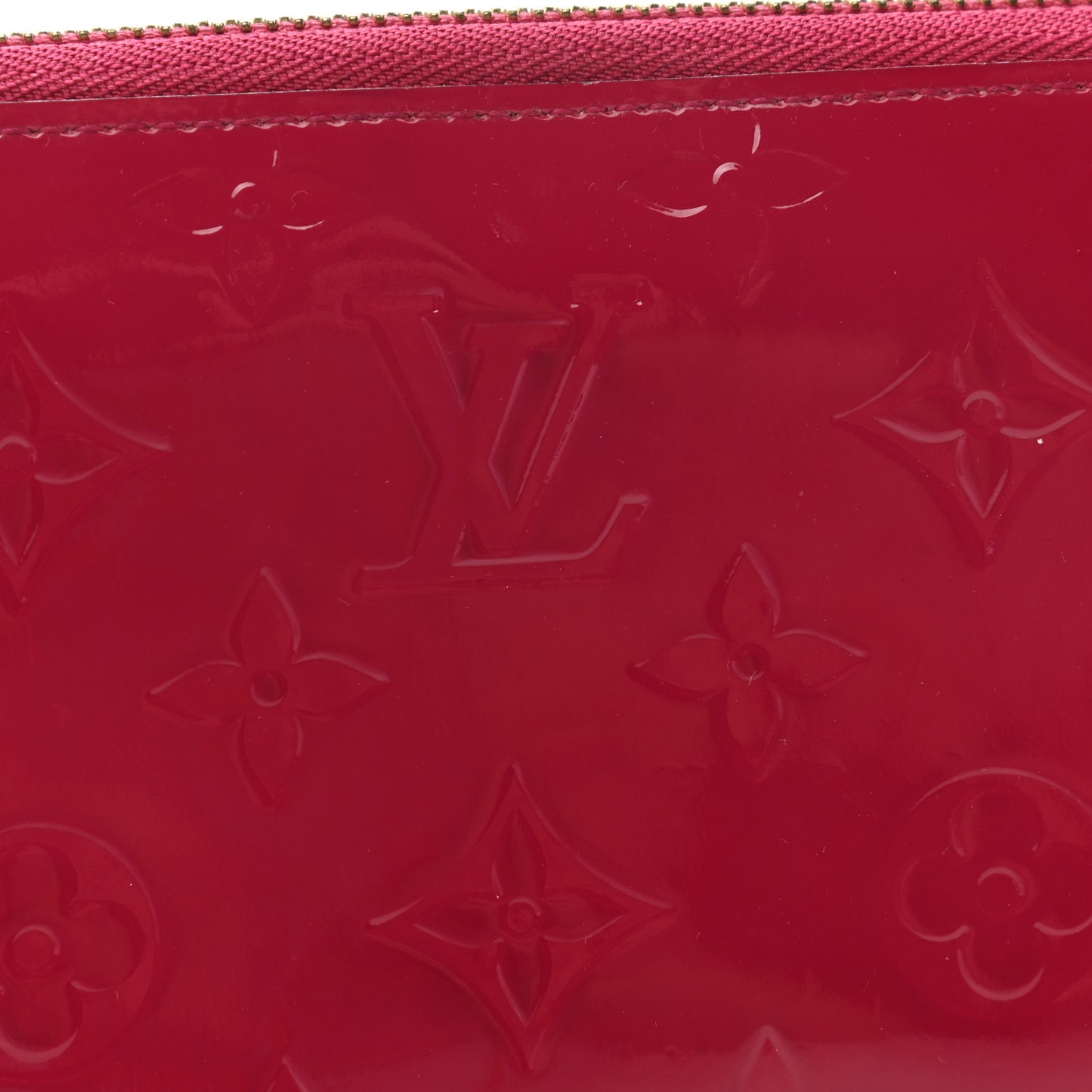 Vernis Zippy Wallet Fuchsia
