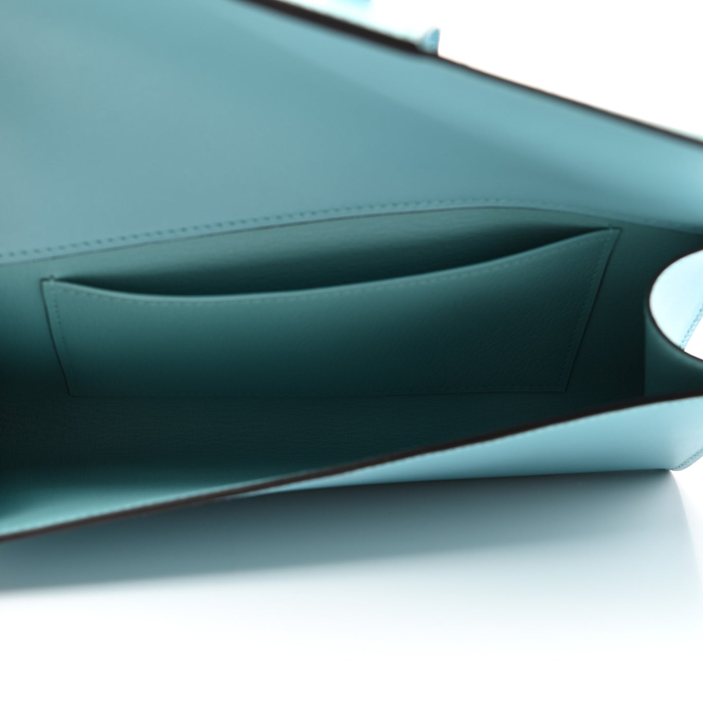 Tadelakt Medor 23 Clutch Bleu Atoll