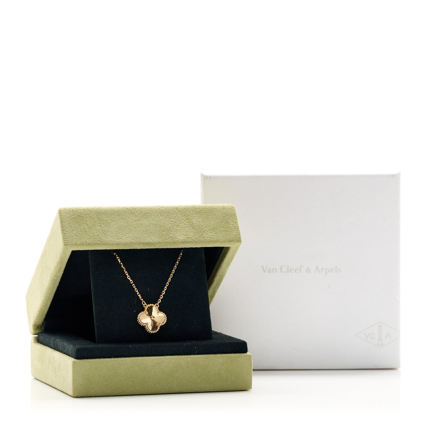 18K Yellow Gold Guilloche Vintage Alhambra Pendant Necklace