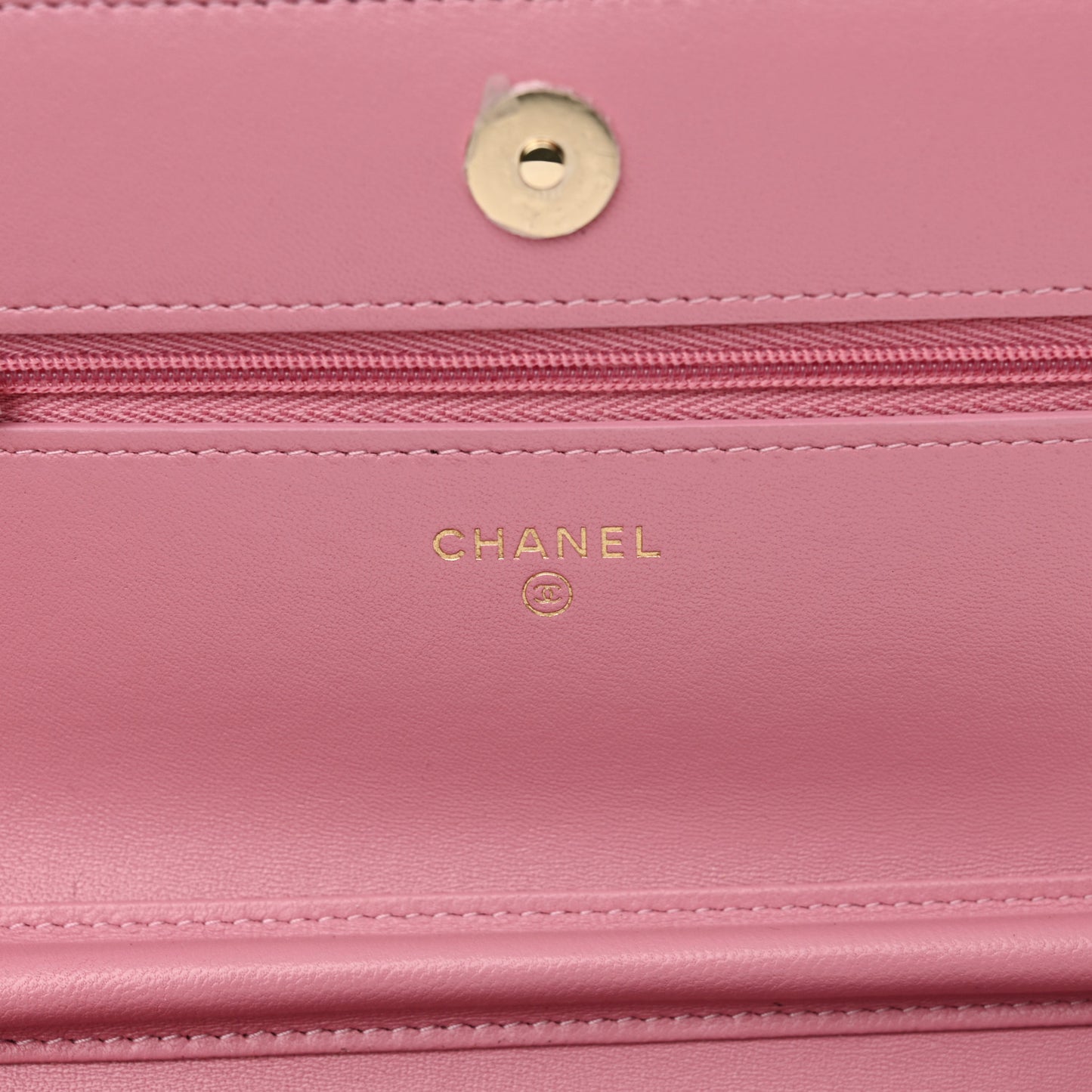 Tweed Quilted Wallet On Chain WOC Pink