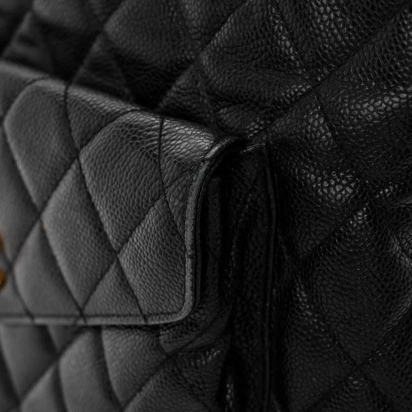 Caviar Quilted Flap Shoulder Bag Black